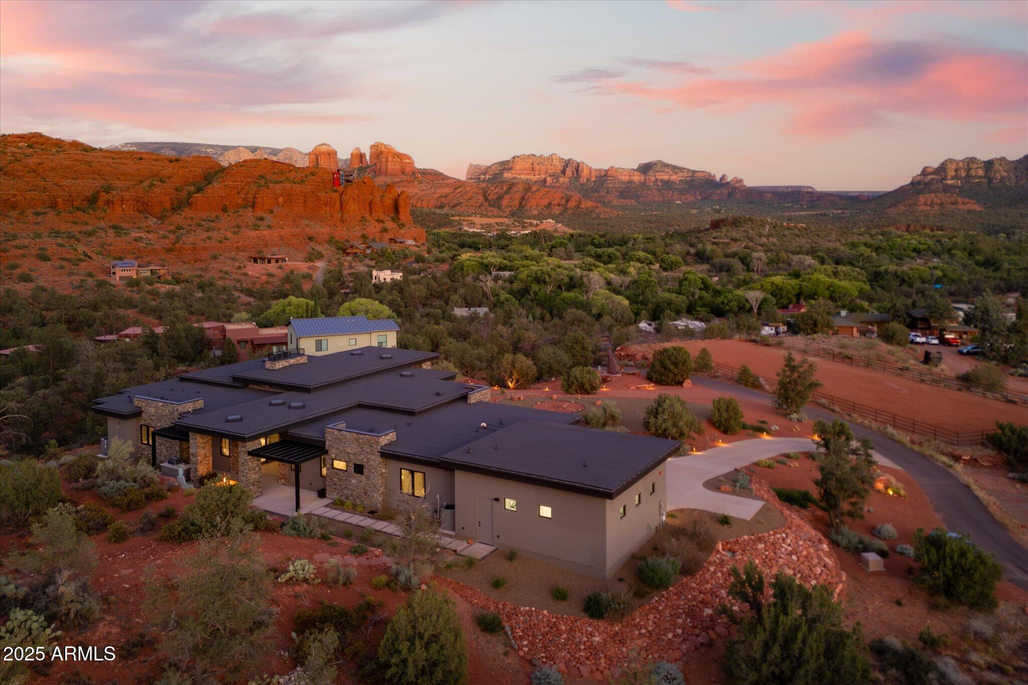 Sedona, Arizona, 86336, United States, 4 Bedrooms Bedrooms, ,4 BathroomsBathrooms,Residential,Active,1946435
