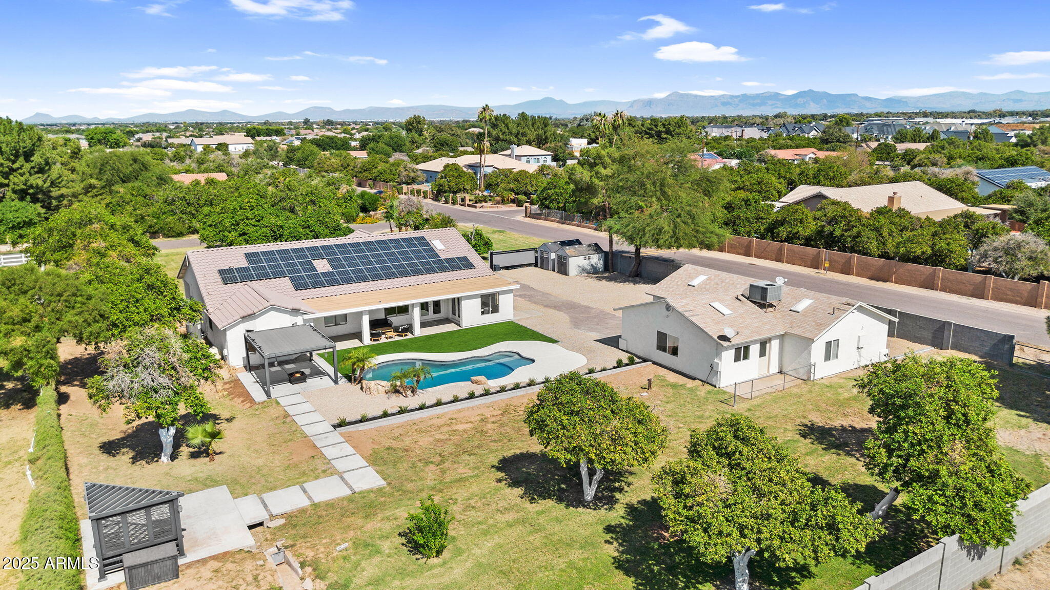 Gilbert, Arizona, 85298, United States, 5 Bedrooms Bedrooms, ,3 BathroomsBathrooms,Residential,Pending,2006857