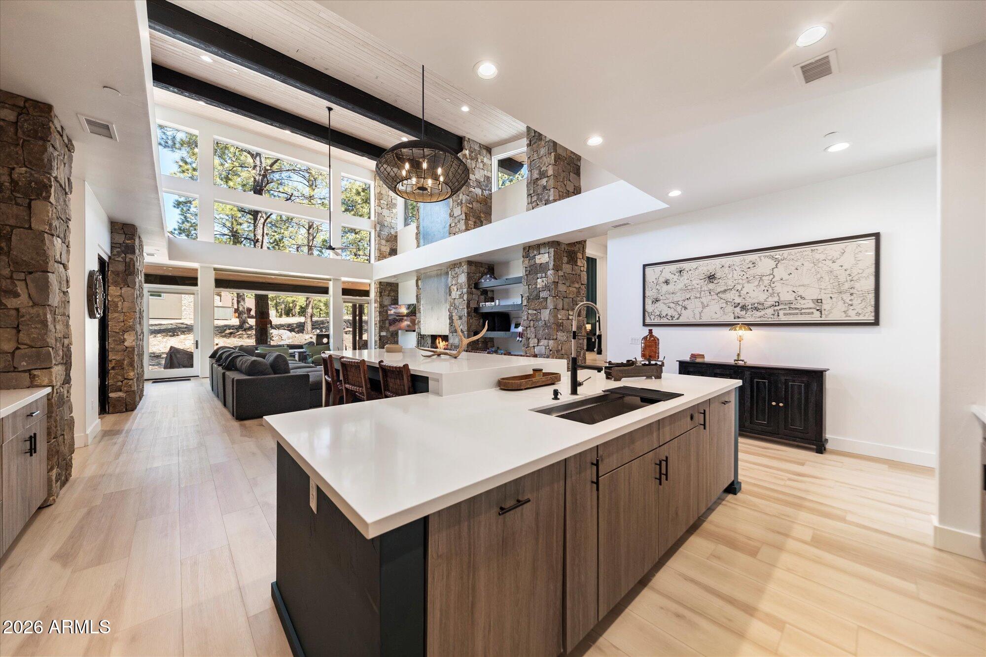 Flagstaff, Arizona, 86005, United States, 4 Bedrooms Bedrooms, ,4 BathroomsBathrooms,Residential,Active,2006862