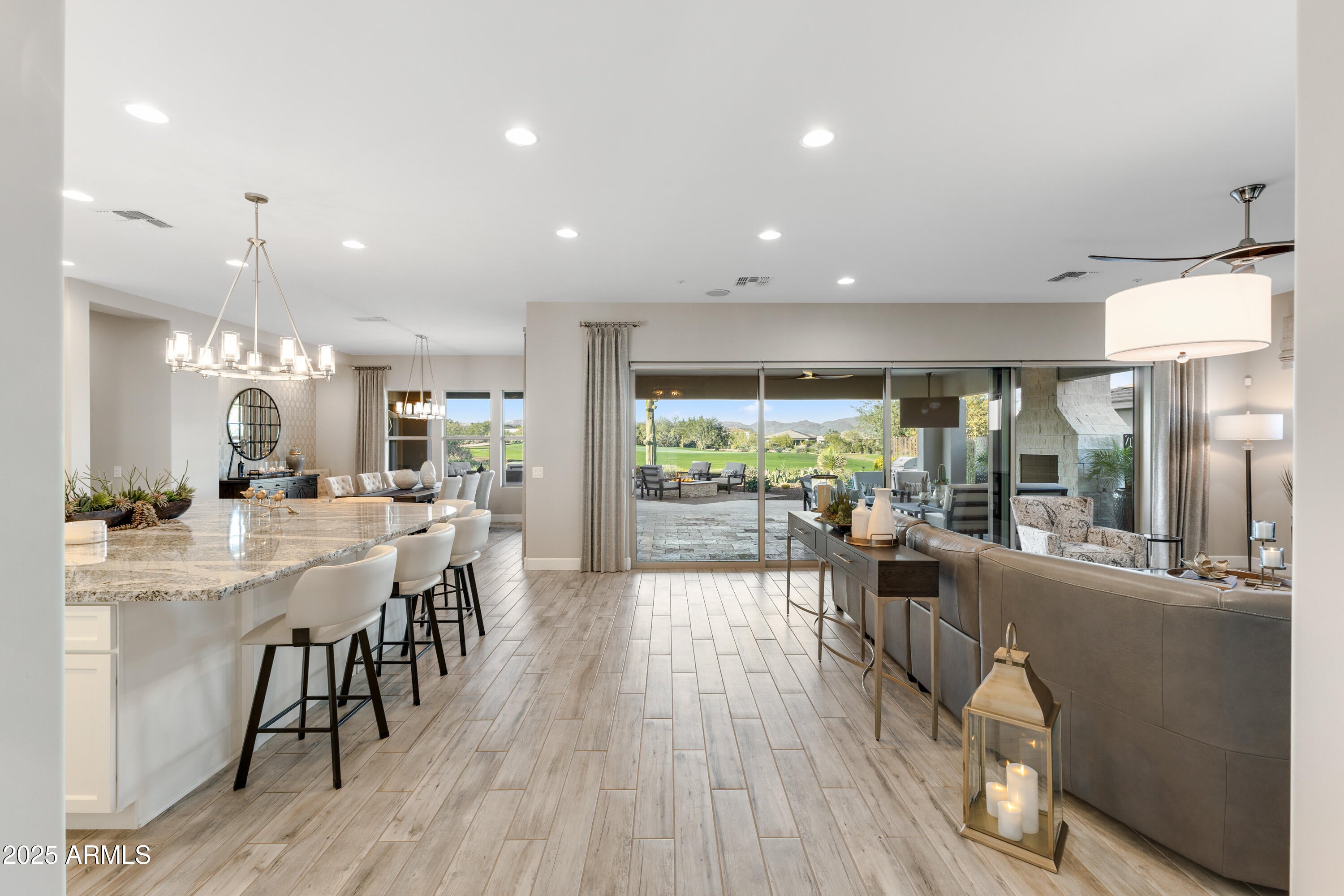 Rio Verde, Arizona, 85263, United States, 3 Bedrooms Bedrooms, ,4 BathroomsBathrooms,Residential,Contingent,2008339