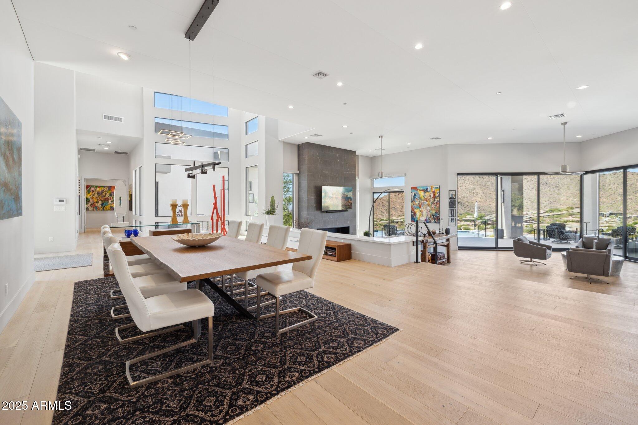 Fountain Hills, Arizona, 85268, United States, 4 Bedrooms Bedrooms, ,5 BathroomsBathrooms,Residential,Active,1951802