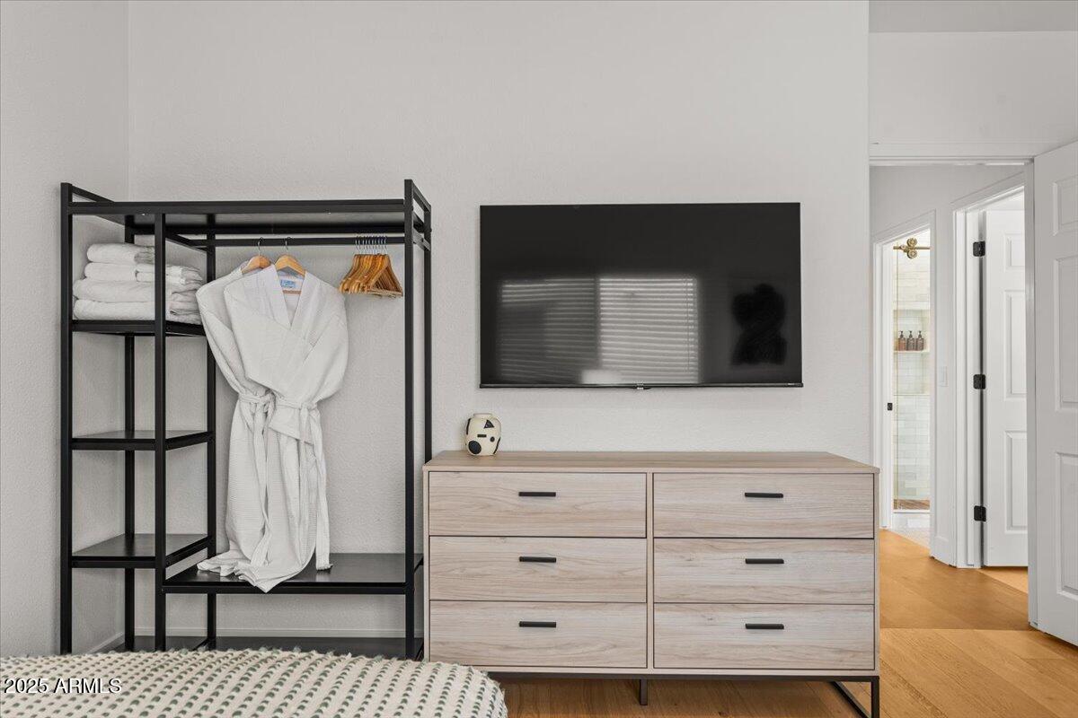 Glendale, Arizona, 85308, United States, 5 Bedrooms Bedrooms, ,4 BathroomsBathrooms,Residential,Active,1964279