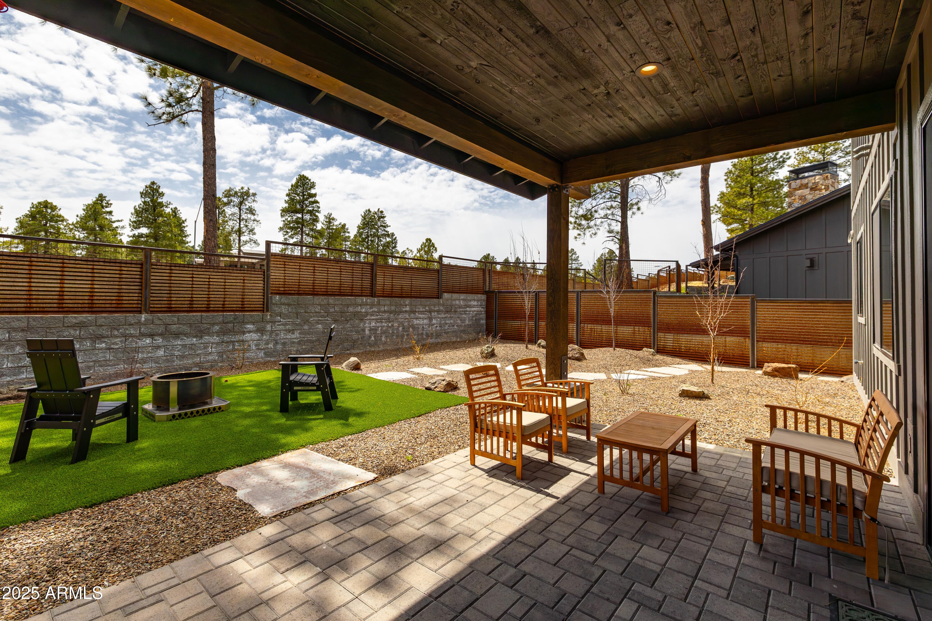 Flagstaff, Arizona, 86005, United States, 5 Bedrooms Bedrooms, ,4 BathroomsBathrooms,Residential,Active,1972167