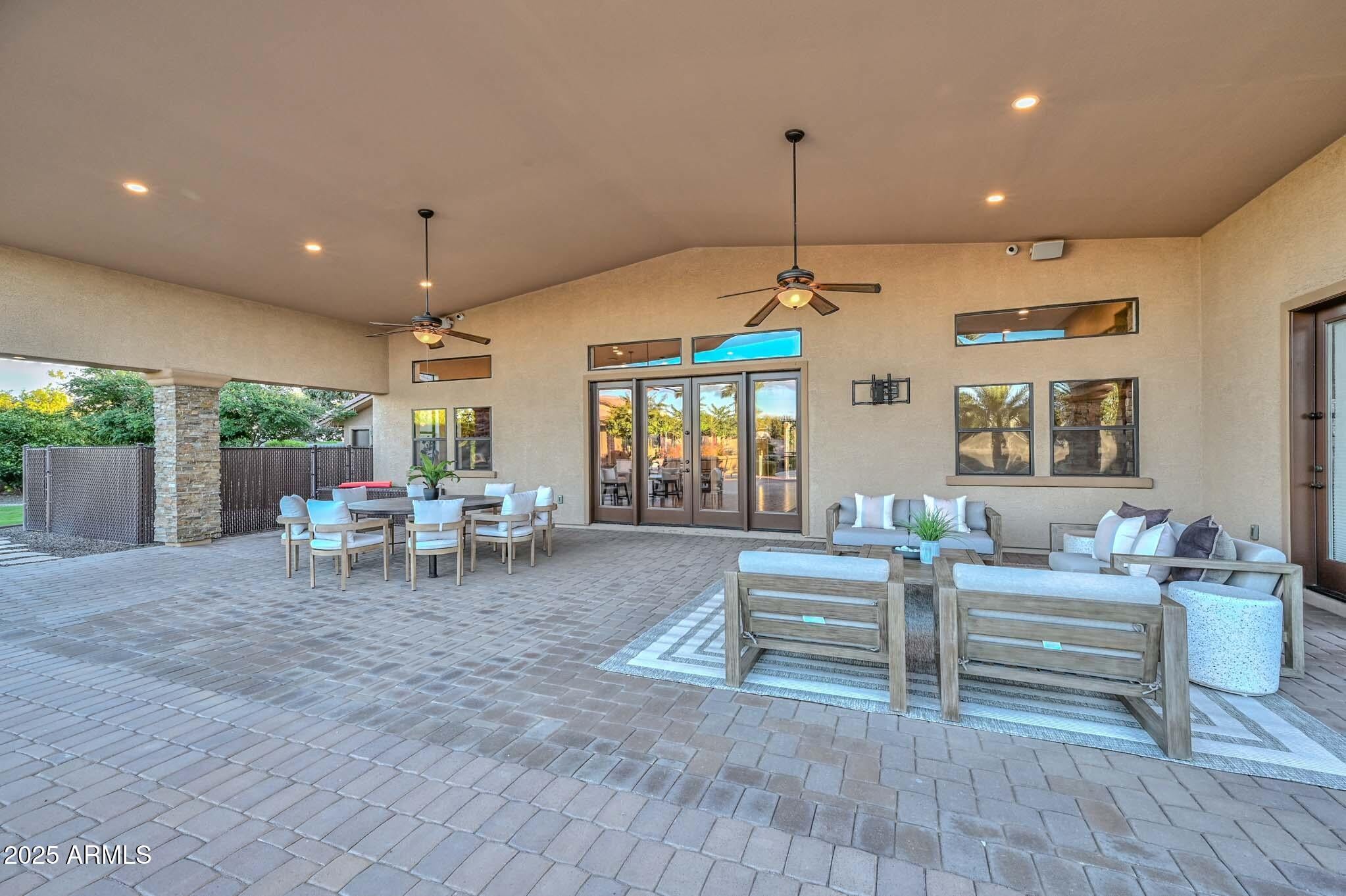 Phoenix, Arizona, 85032, United States, 5 Bedrooms Bedrooms, ,4 BathroomsBathrooms,Residential,Active,1993957