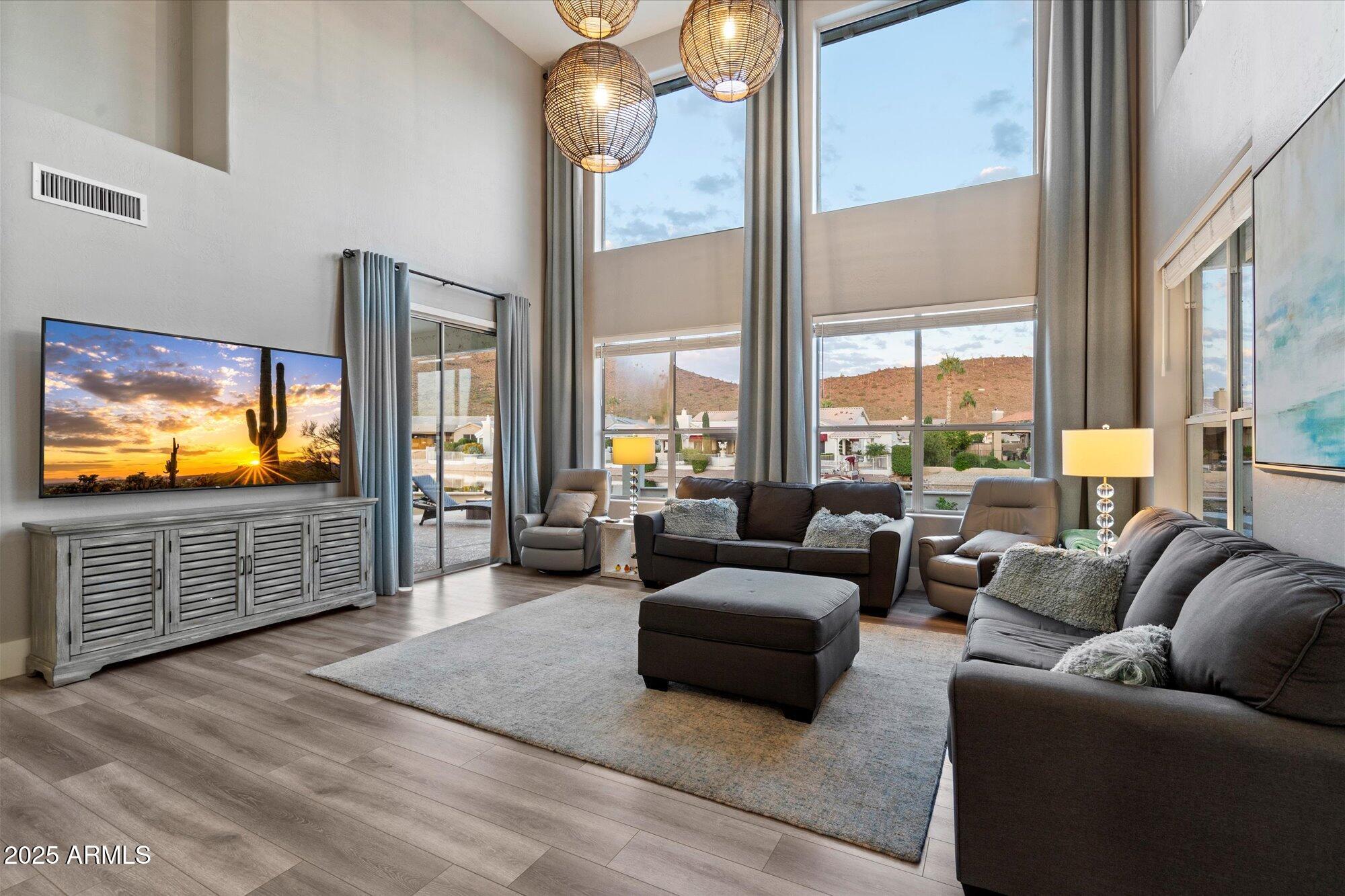 Glendale, Arizona, 85308, United States, 5 Bedrooms Bedrooms, ,4 BathroomsBathrooms,Residential,Active,1969681