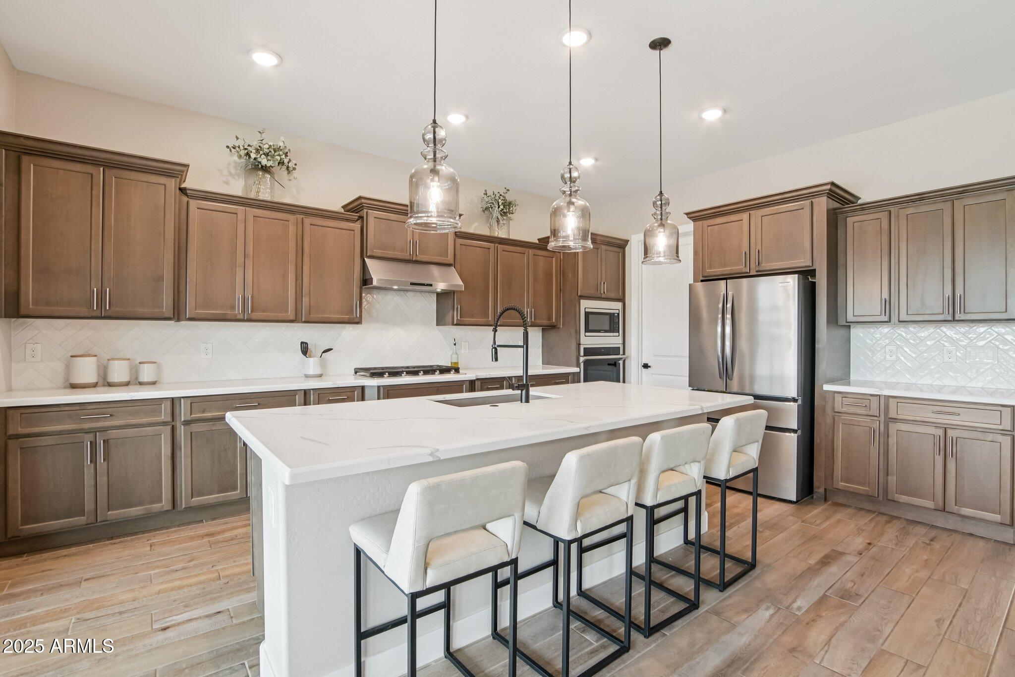 New River, Arizona, 85087, United States, 5 Bedrooms Bedrooms, ,4 BathroomsBathrooms,Residential,Active,1986912