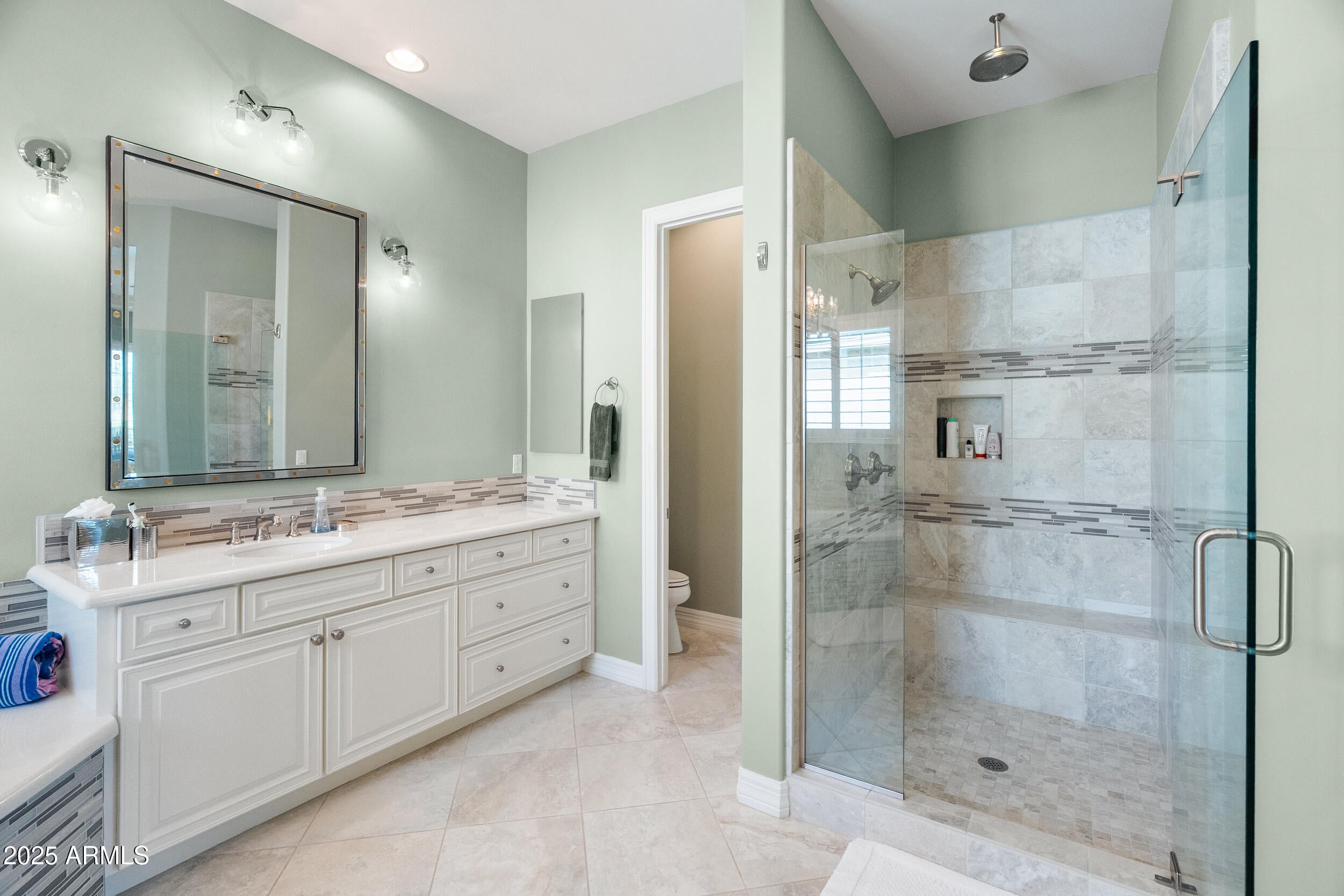 Peoria, Arizona, 85383, United States, 3 Bedrooms Bedrooms, ,3 BathroomsBathrooms,Residential,Active,1953258