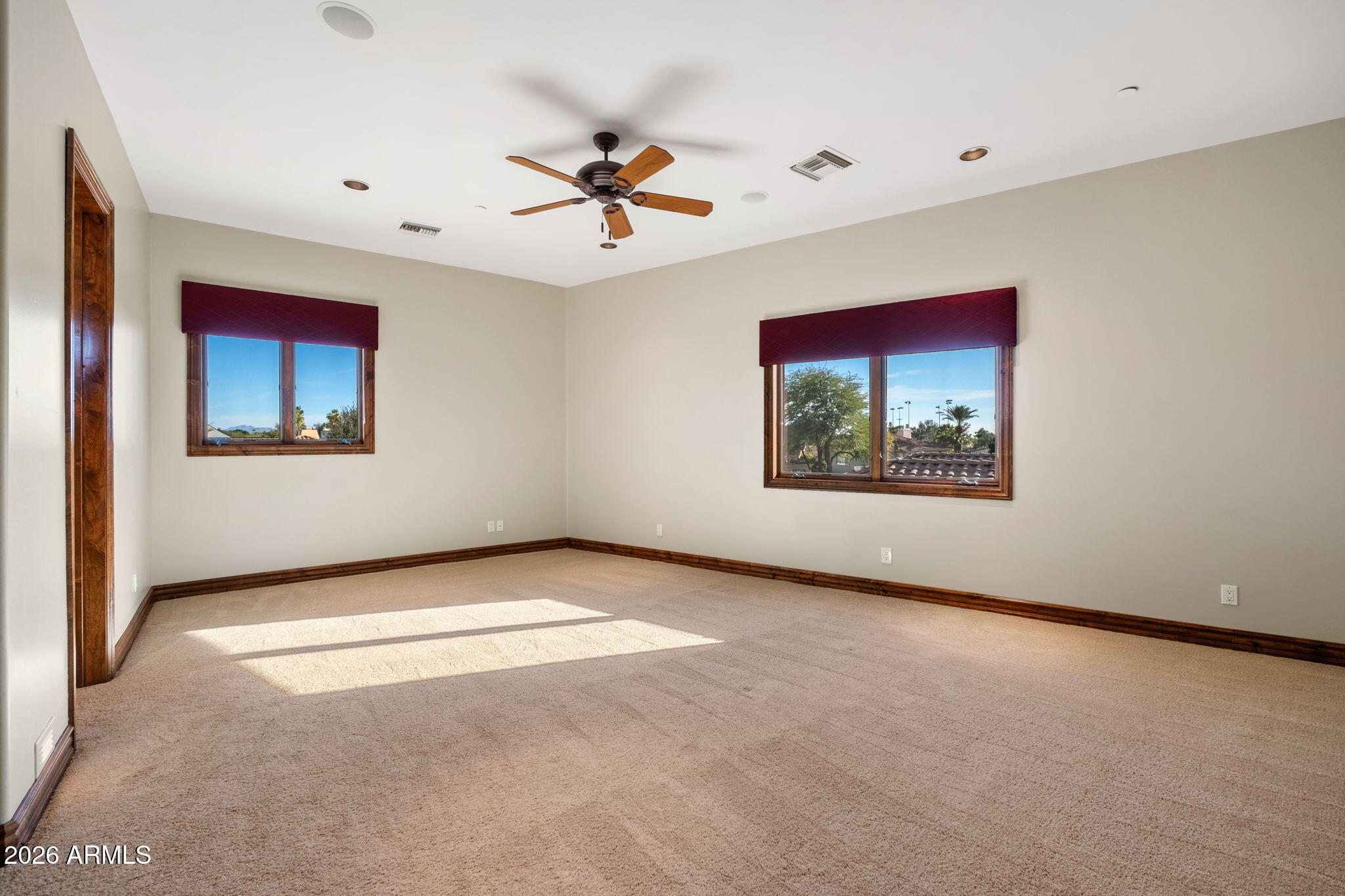 Scottsdale, Arizona, 85258, United States, 5 Bedrooms Bedrooms, ,7 BathroomsBathrooms,Residential,Active,2012489