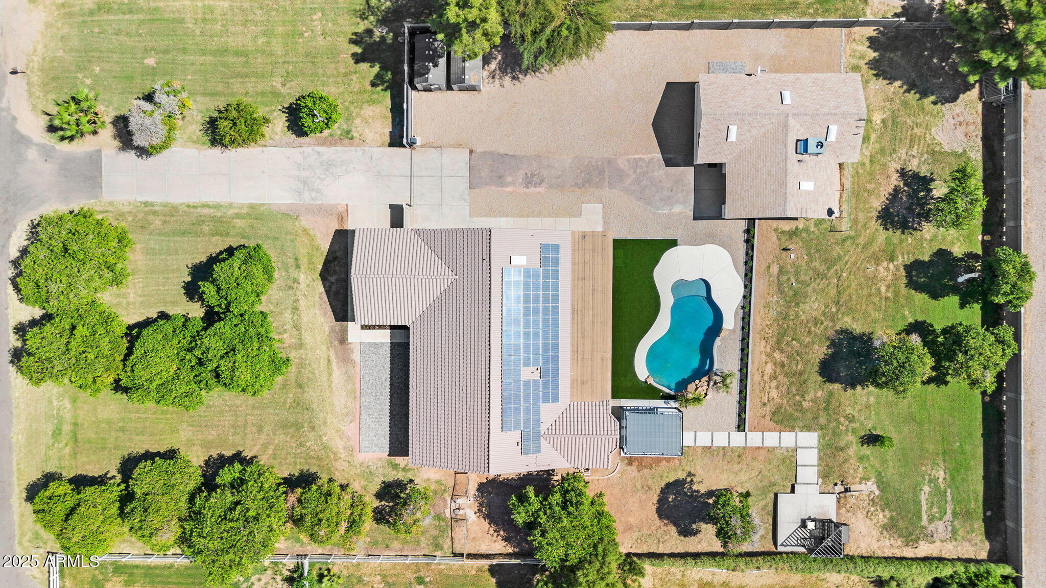 Gilbert, Arizona, 85298, United States, 5 Bedrooms Bedrooms, ,3 BathroomsBathrooms,Residential,Pending,2006857