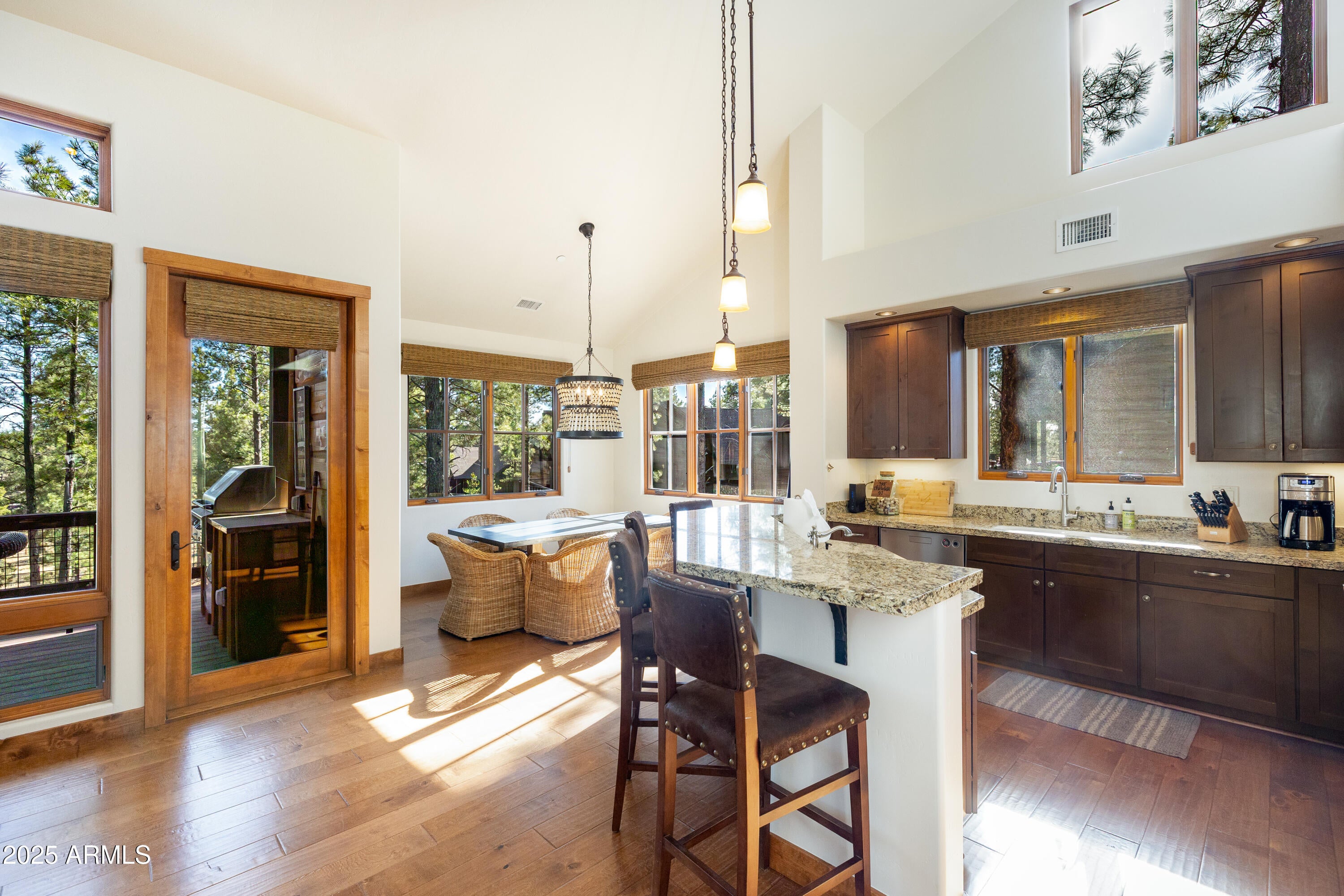 Flagstaff, Arizona, 86005, United States, 4 Bedrooms Bedrooms, ,5 BathroomsBathrooms,Residential,Active,2009813