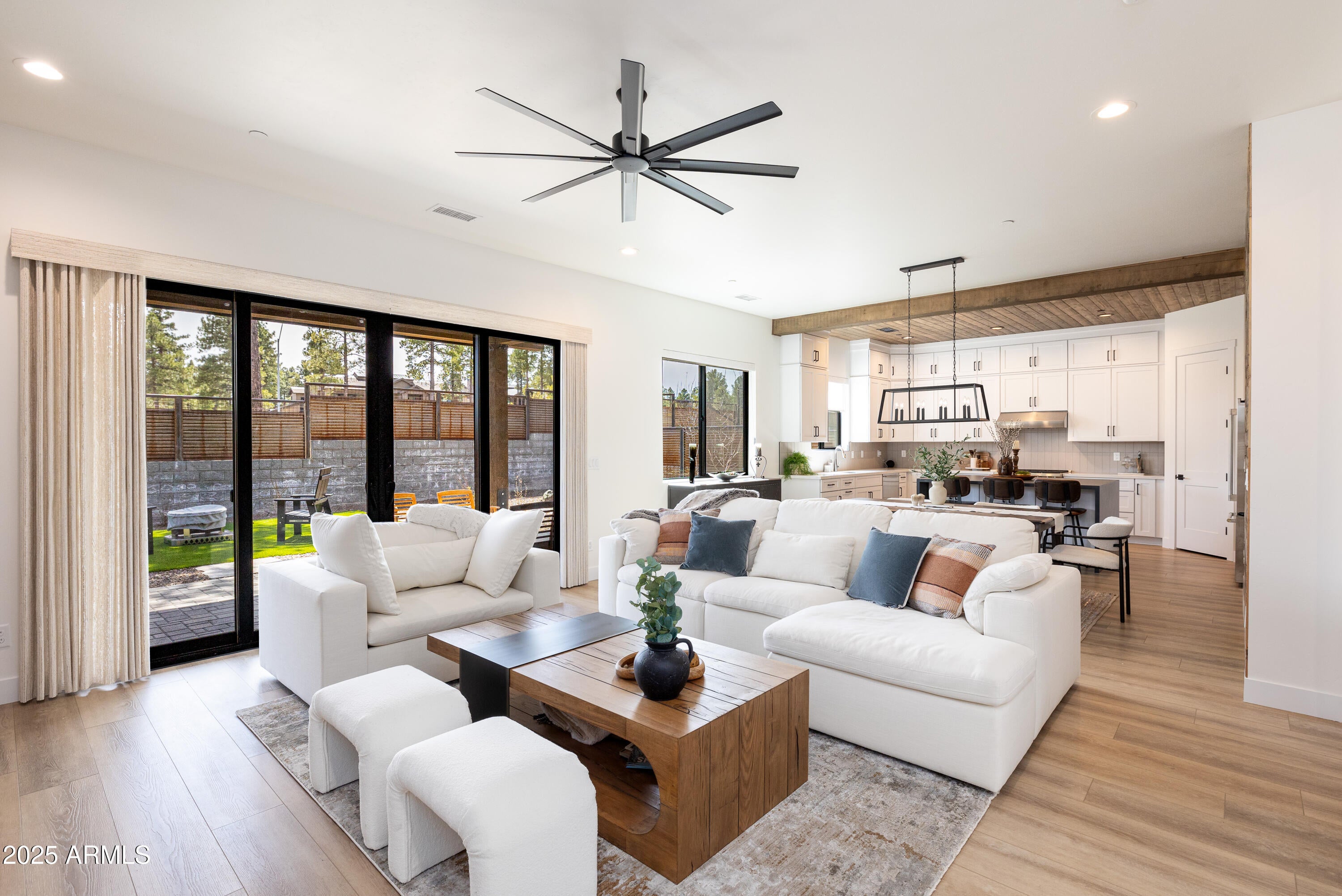 Flagstaff, Arizona, 86005, United States, 5 Bedrooms Bedrooms, ,4 BathroomsBathrooms,Residential,Active,1972167