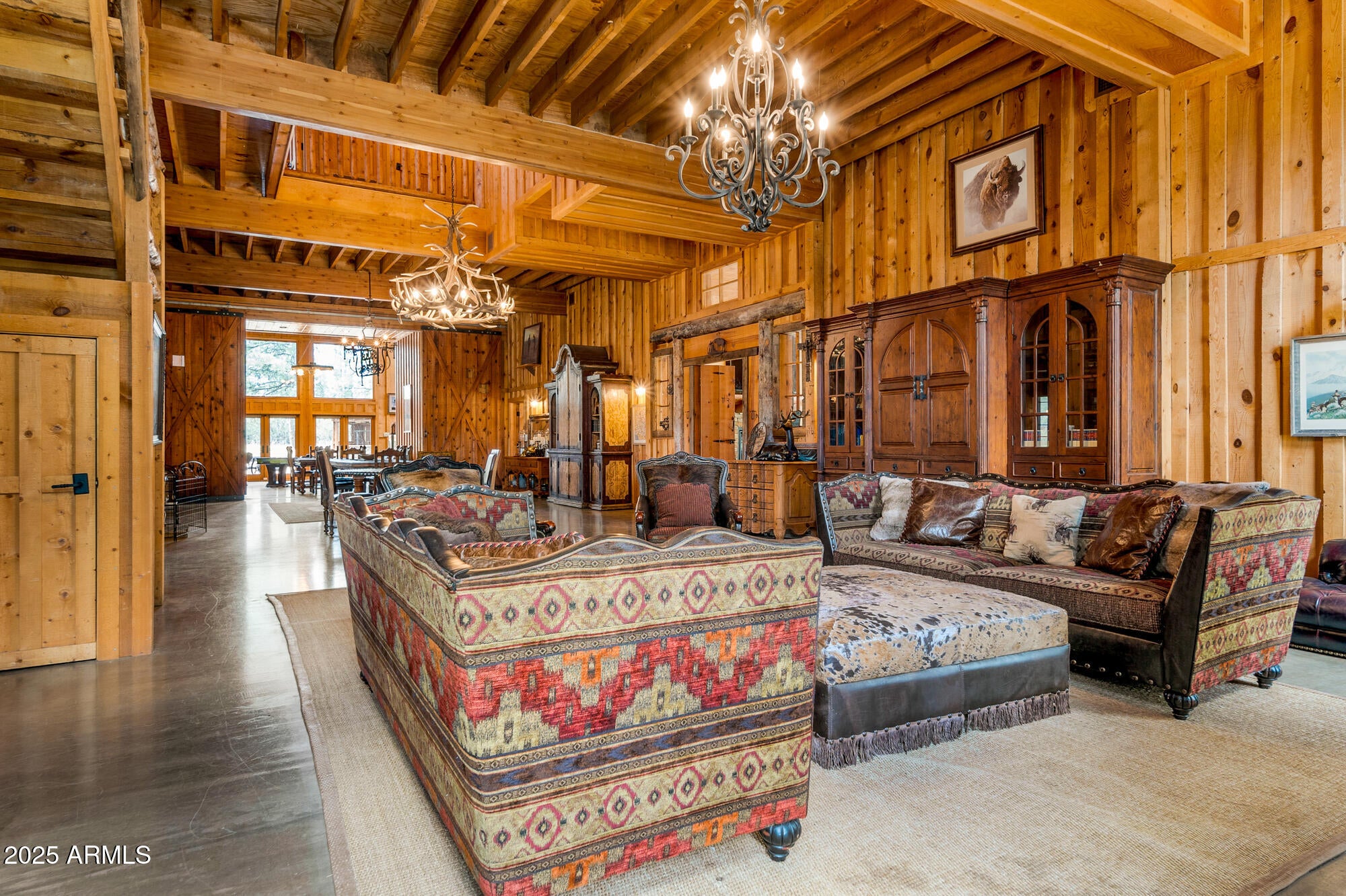 Lakeside, Arizona, 85929, United States, 8 Bedrooms Bedrooms, ,8 BathroomsBathrooms,Residential,Contingent,1996268