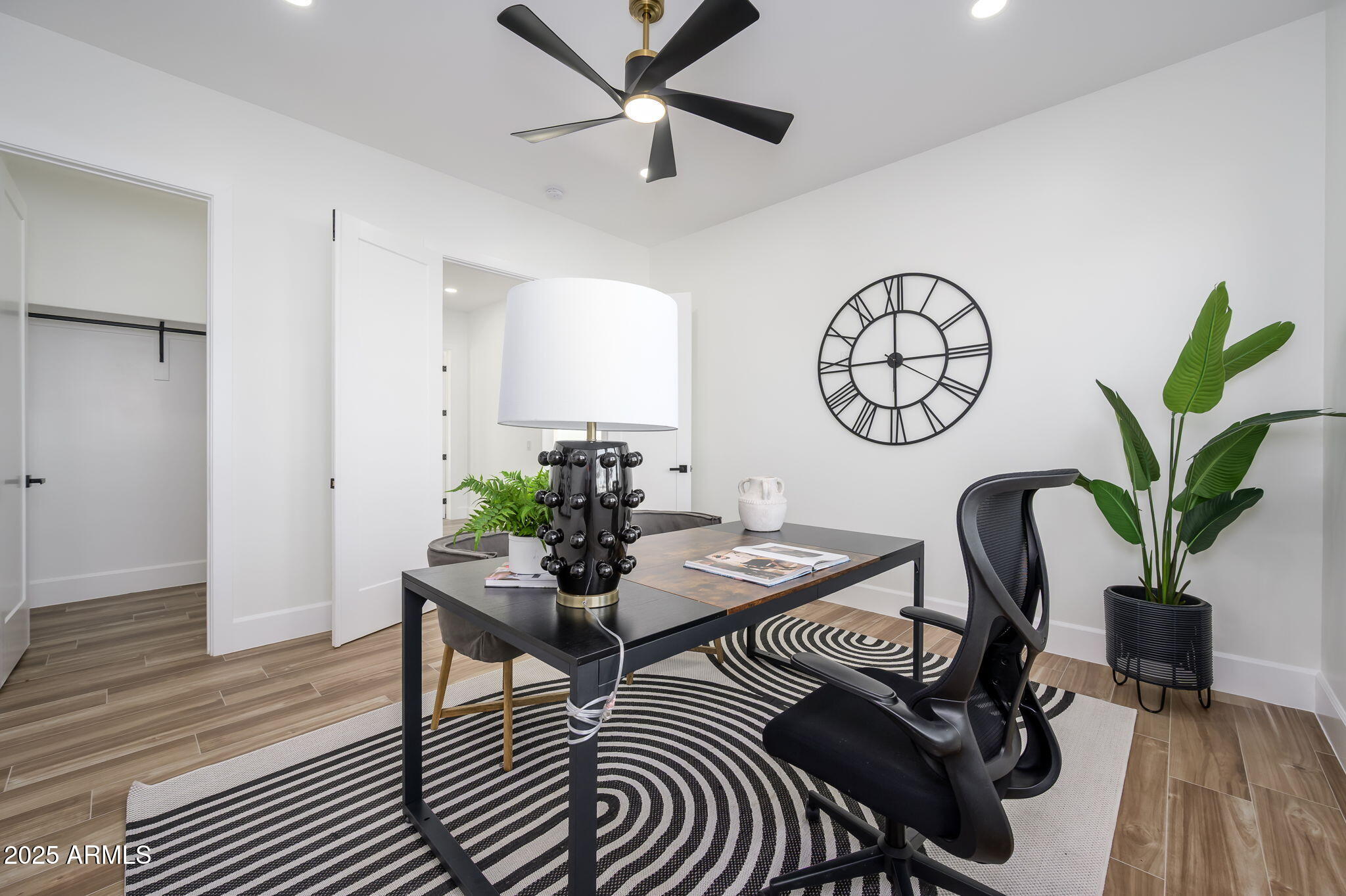 Mesa, Arizona, 85215, United States, 5 Bedrooms Bedrooms, ,6 BathroomsBathrooms,Residential,Active,2007302