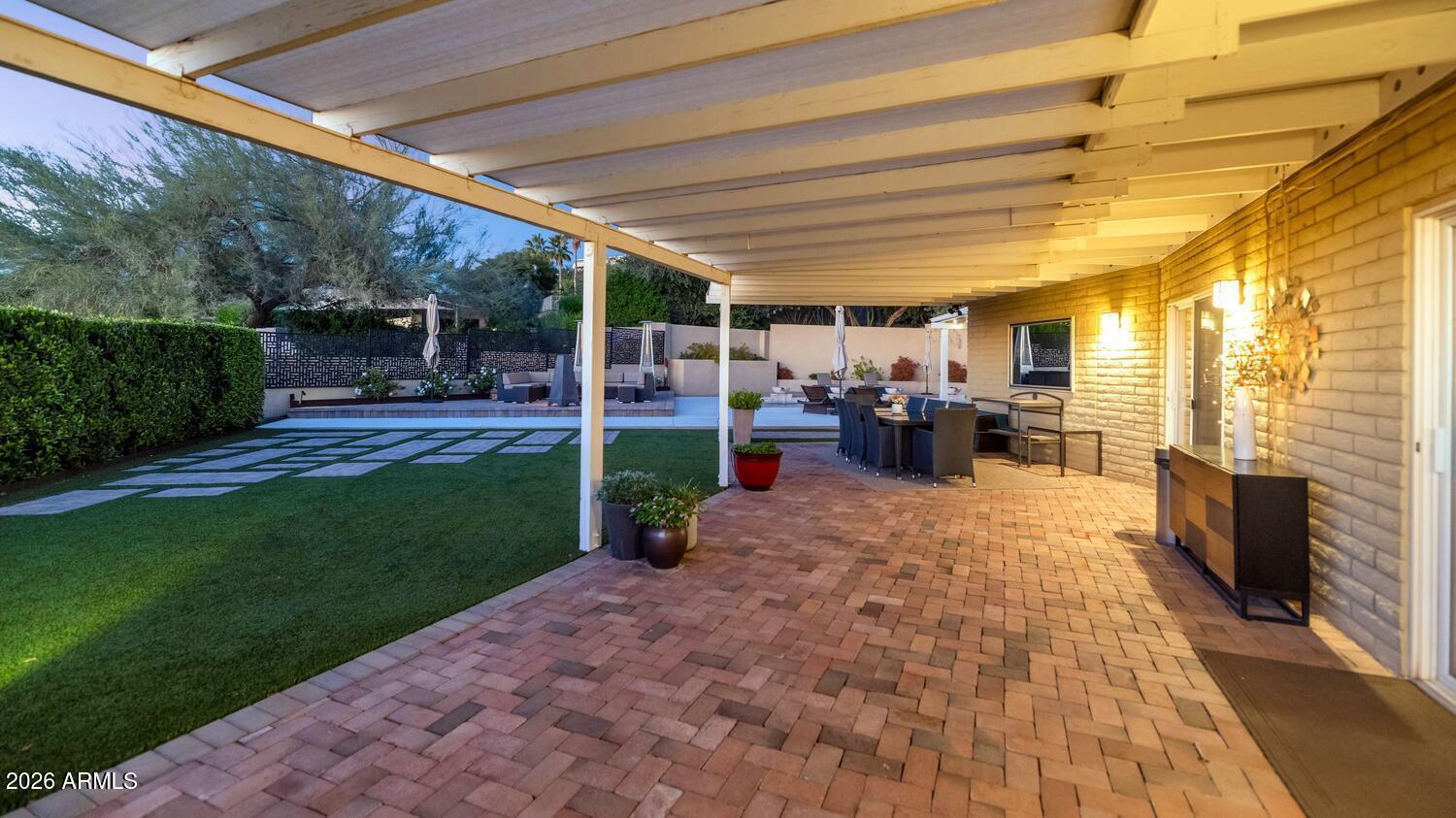 Phoenix, Arizona, 85020, United States, 2 Bedrooms Bedrooms, ,2 BathroomsBathrooms,Residential,Active,2012213