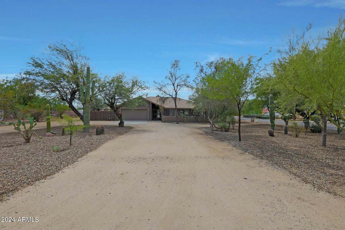 501 E DESERT HILLS ESTATE DR, PHOENIX, AZ 85086, photo 1 of 63