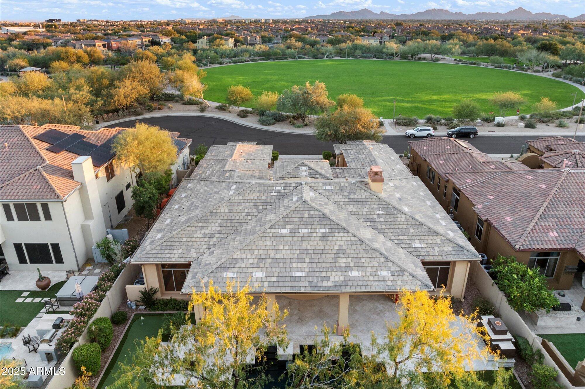 Phoenix, Arizona, 85050, United States, 4 Bedrooms Bedrooms, ,5 BathroomsBathrooms,Residential,Active,2001081