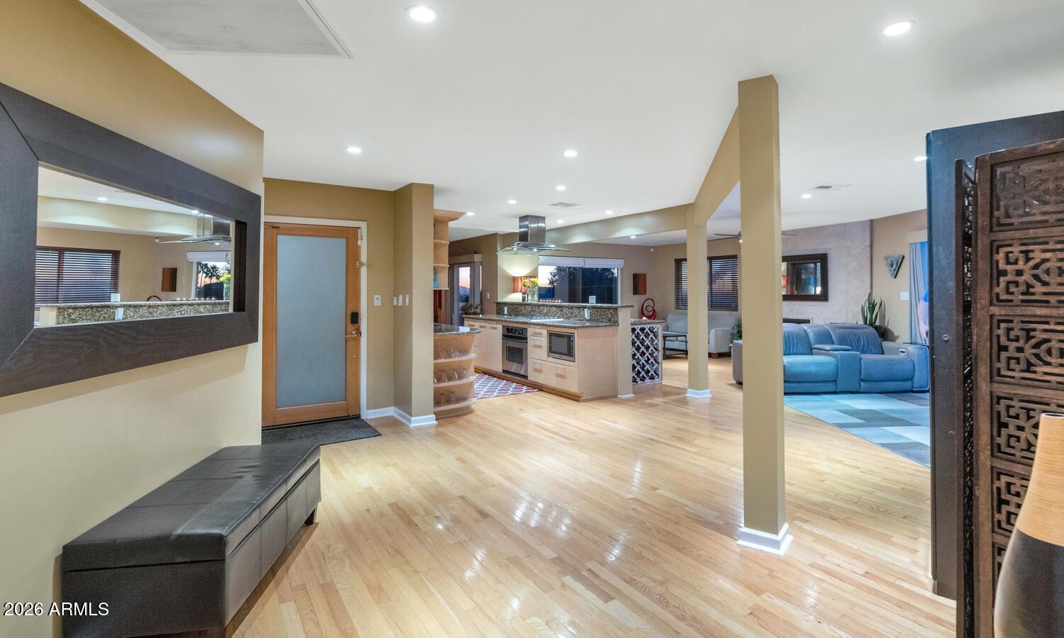 Phoenix, Arizona, 85020, United States, 2 Bedrooms Bedrooms, ,2 BathroomsBathrooms,Residential,Active,2012213