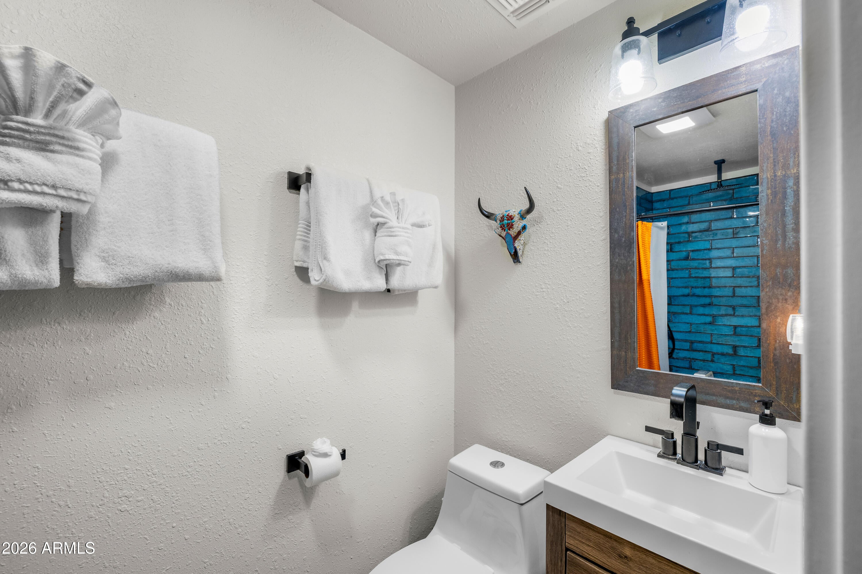 Sedona, Arizona, 86336, United States, 4 Bedrooms Bedrooms, ,5 BathroomsBathrooms,Residential,Active,2030993