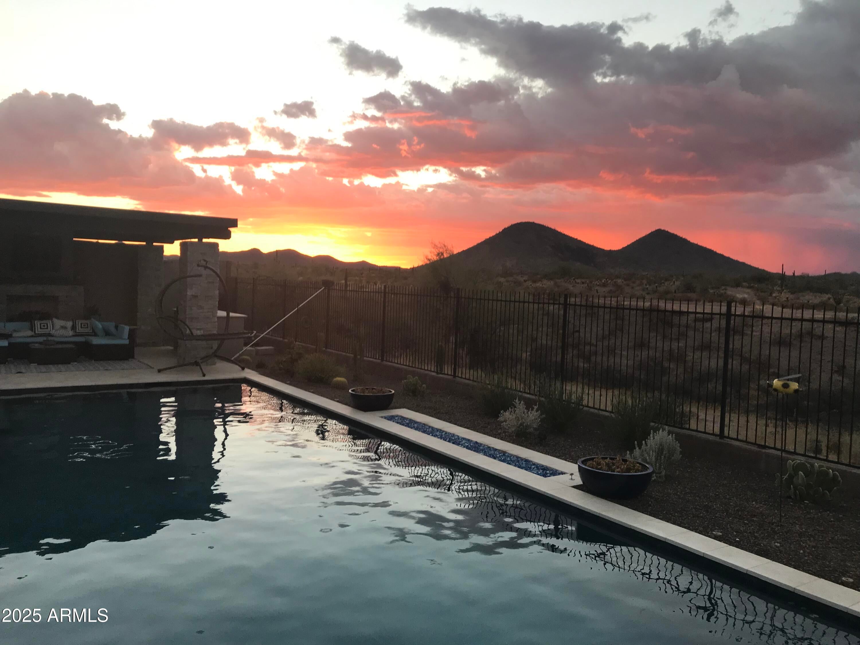 Peoria, Arizona, 85383, United States, 3 Bedrooms Bedrooms, ,4 BathroomsBathrooms,Residential,Active,2007344