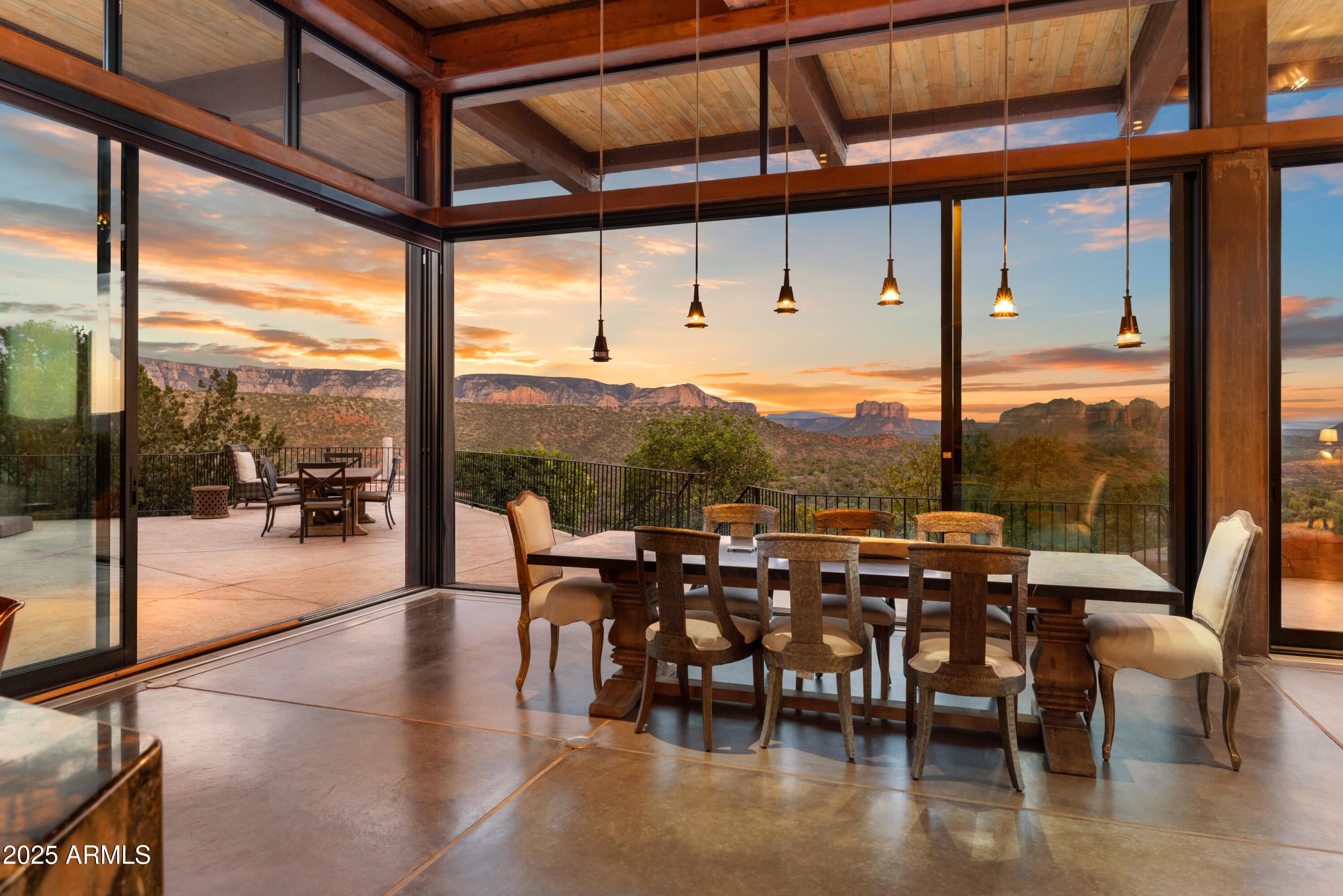 Sedona, Arizona, 86336, United States, 3 Bedrooms Bedrooms, ,6 BathroomsBathrooms,Residential,Active,1944279