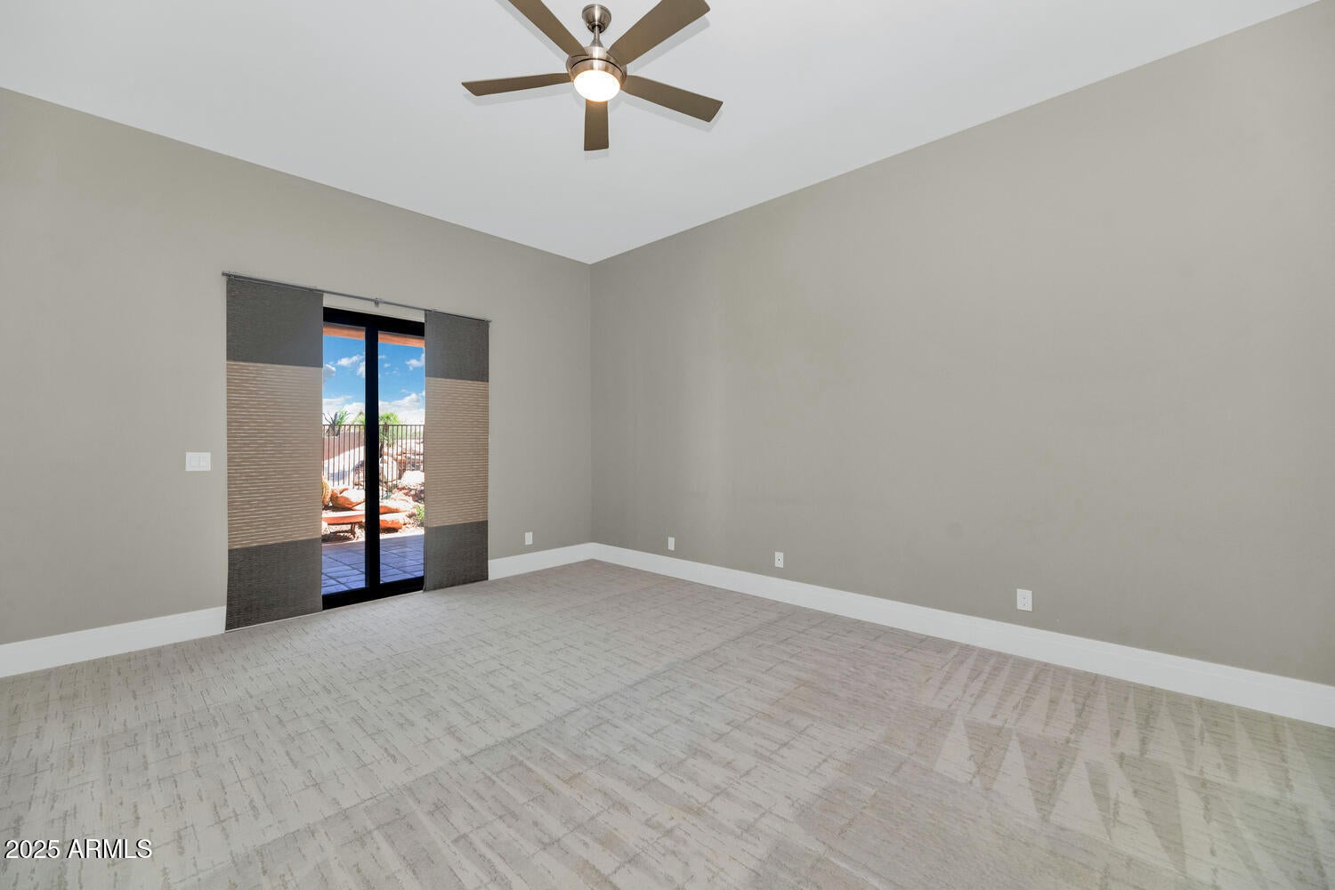 Glendale, Arizona, 85310, United States, 4 Bedrooms Bedrooms, ,4 BathroomsBathrooms,Residential,Active,1953274