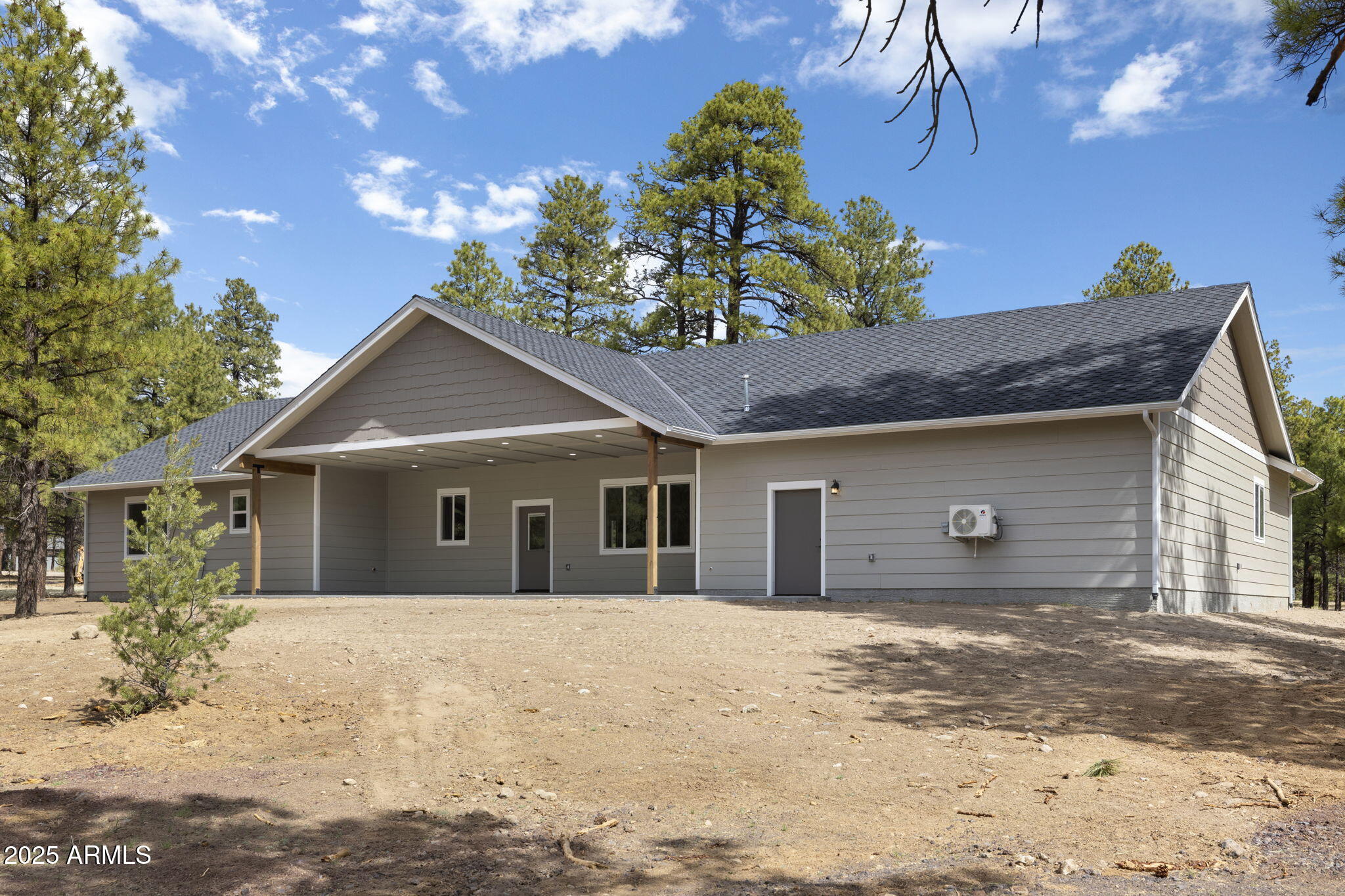 Flagstaff, Arizona, 86004, United States, 4 Bedrooms Bedrooms, ,2 BathroomsBathrooms,Residential,Active,1914817