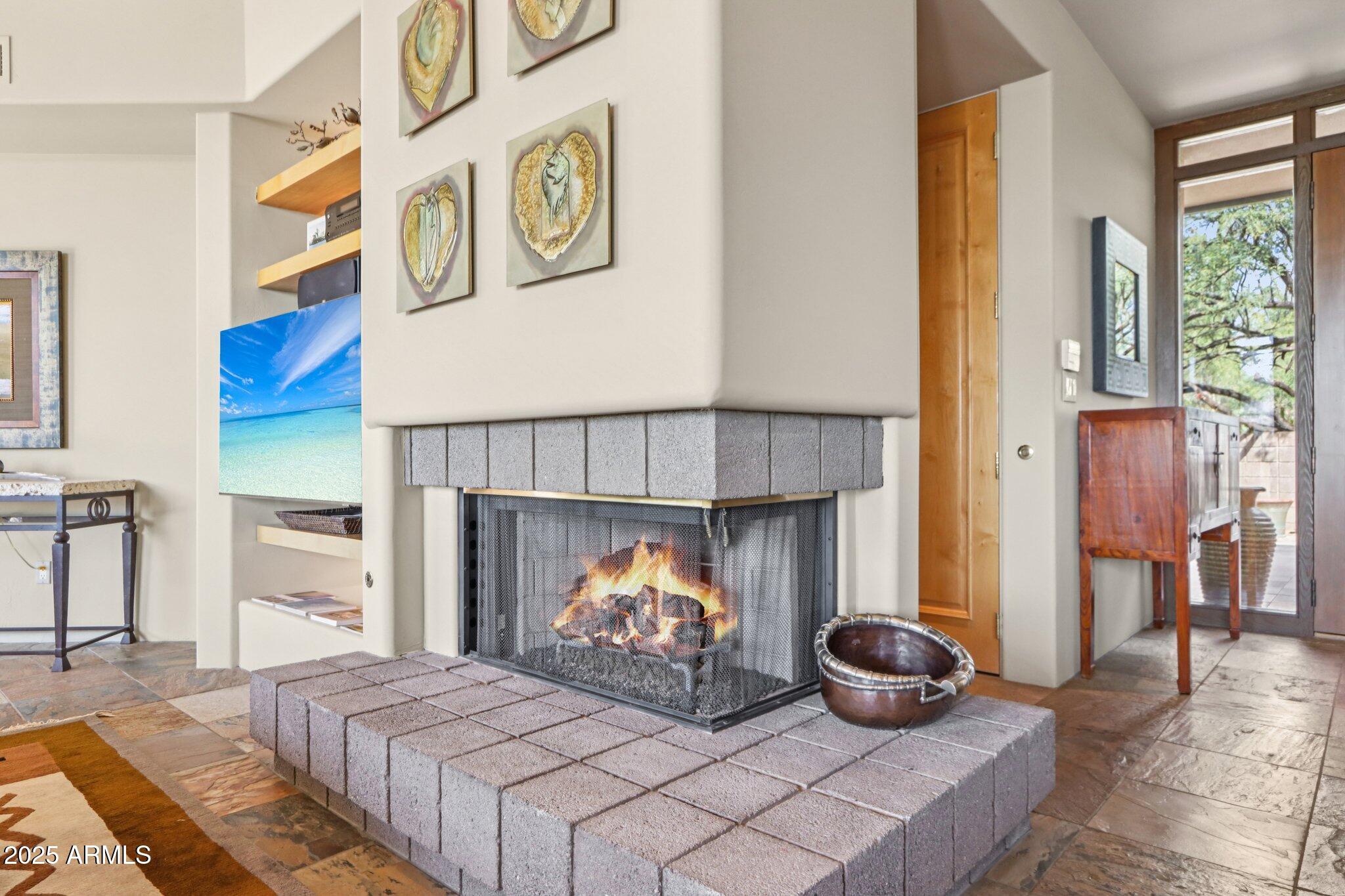 Scottsdale, Arizona, 85262, United States, 3 Bedrooms Bedrooms, ,4 BathroomsBathrooms,Residential,Active,1992218