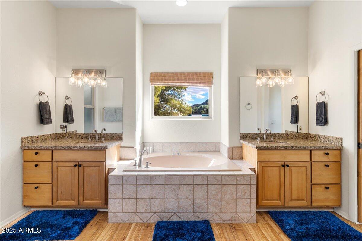 Sedona, Arizona, 86351, United States, 4 Bedrooms Bedrooms, ,3 BathroomsBathrooms,Residential,Active,1945516