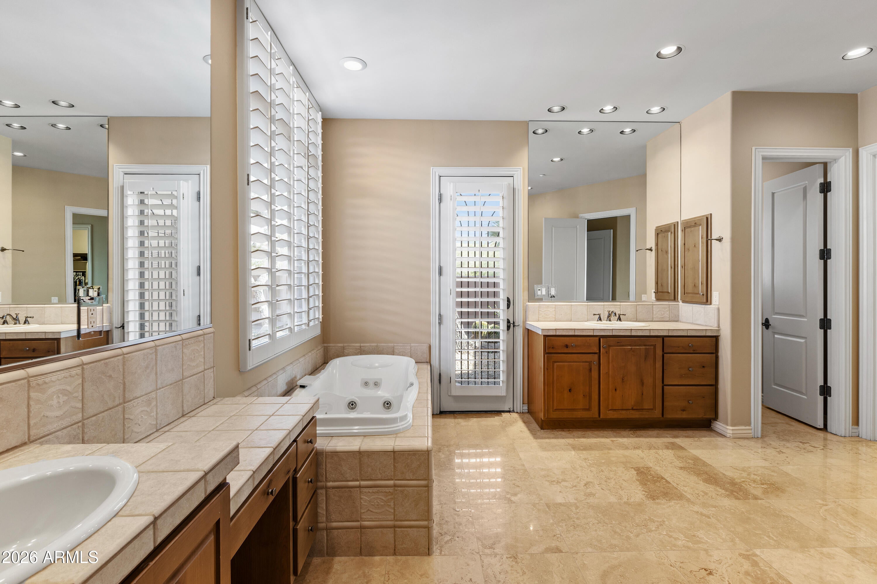 Scottsdale, Arizona, 85255, United States, 4 Bedrooms Bedrooms, ,5 BathroomsBathrooms,Residential,Active,2014179