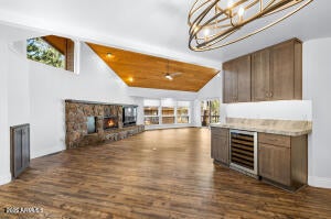 Flagstaff, Arizona, 86005, United States, 3 Bedrooms Bedrooms, ,3 BathroomsBathrooms,Residential,Active,2002672