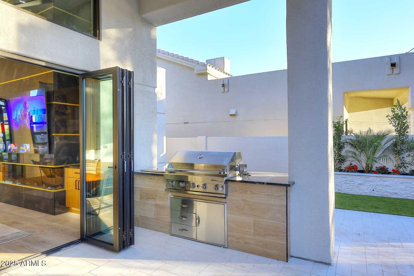 Scottsdale, Arizona, 85260, United States, 3 Bedrooms Bedrooms, ,3 BathroomsBathrooms,Residential,Active,1944086