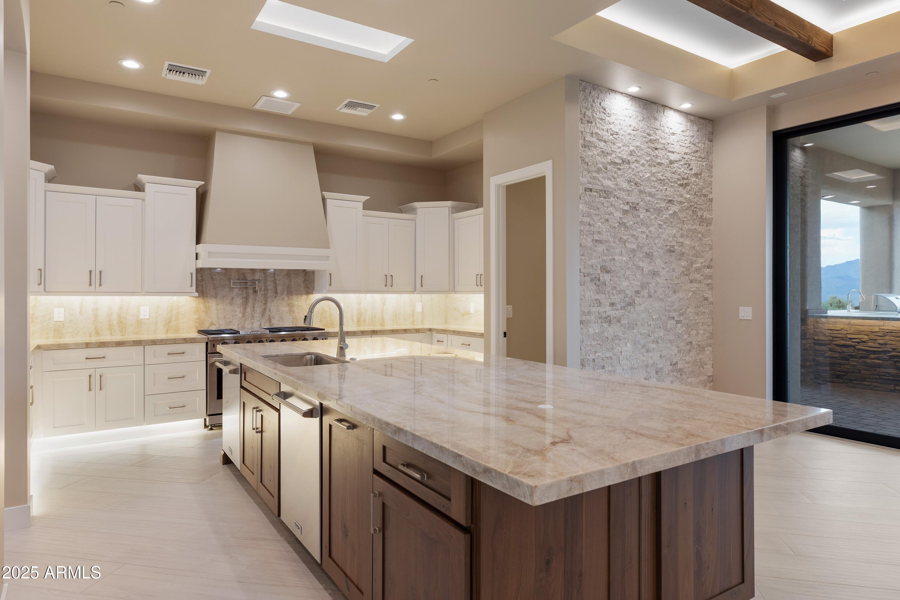 Scottsdale, Arizona, 85262, United States, 4 Bedrooms Bedrooms, ,6 BathroomsBathrooms,Residential,Active,1944024
