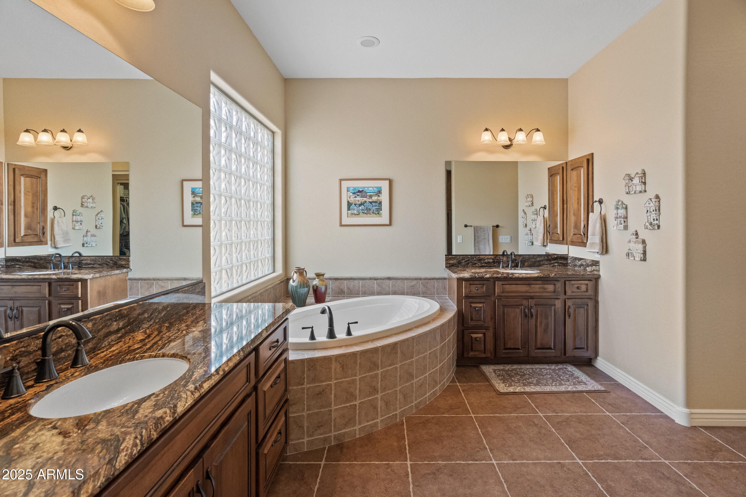 Peoria, Arizona, 85383, United States, 3 Bedrooms Bedrooms, ,4 BathroomsBathrooms,Residential,Active,1831860