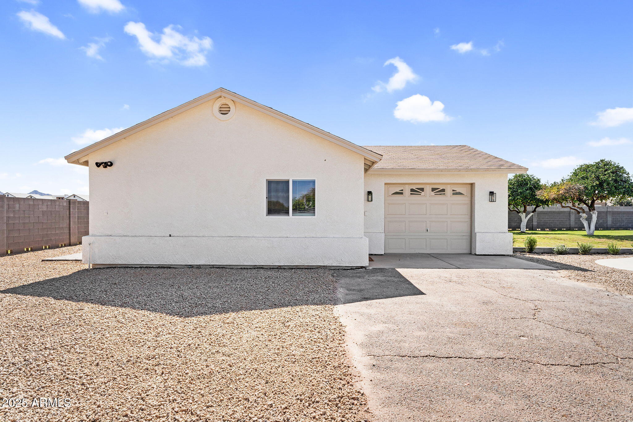 Gilbert, Arizona, 85298, United States, 5 Bedrooms Bedrooms, ,3 BathroomsBathrooms,Residential,Pending,2006857