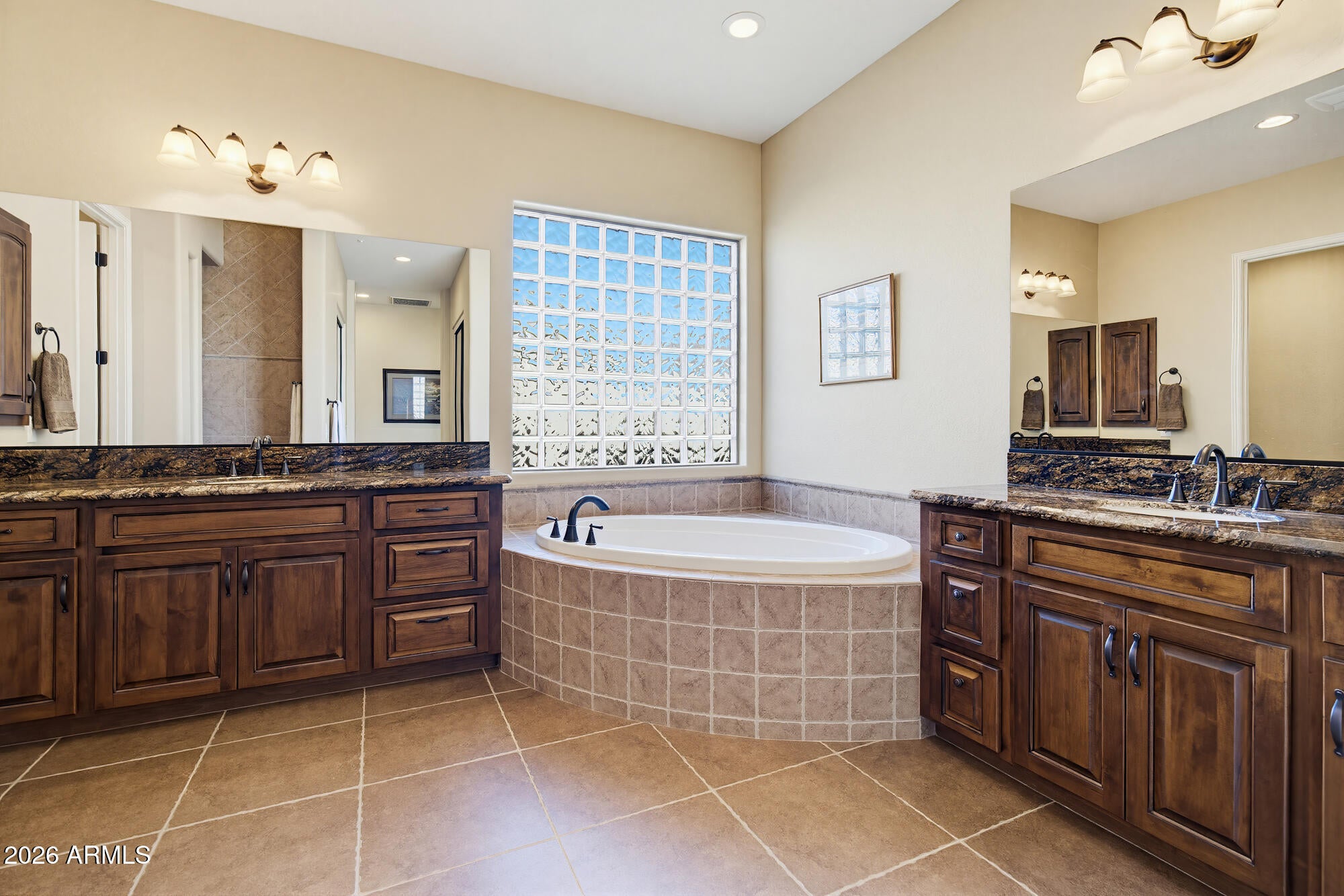 Peoria, Arizona, 85383, United States, 3 Bedrooms Bedrooms, ,4 BathroomsBathrooms,Residential,Active,2012903