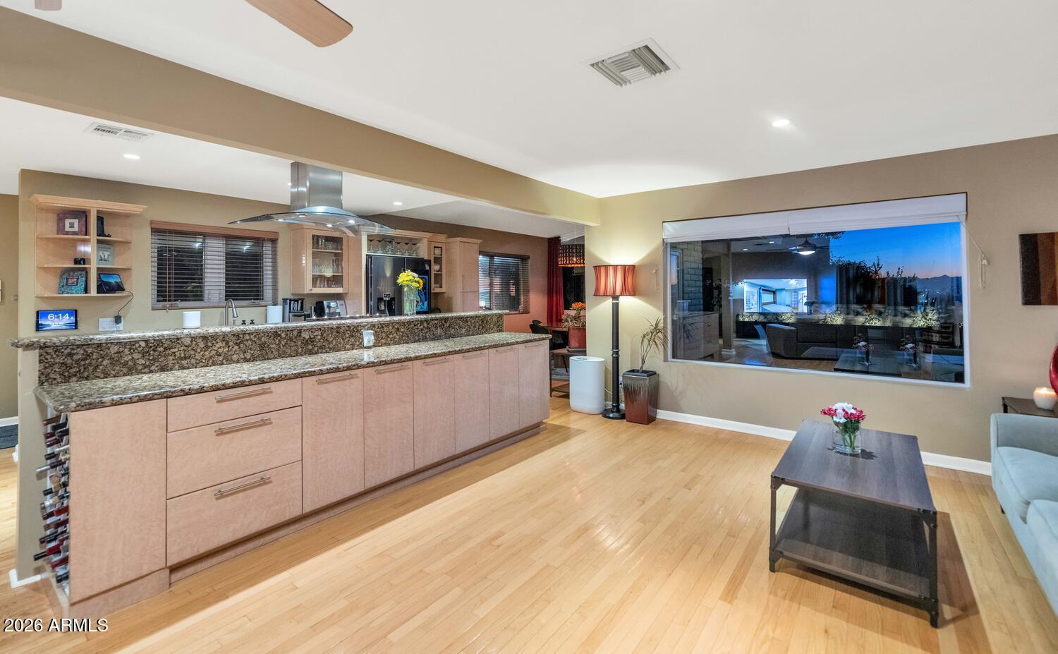 Phoenix, Arizona, 85020, United States, 2 Bedrooms Bedrooms, ,2 BathroomsBathrooms,Residential,Active,2012213