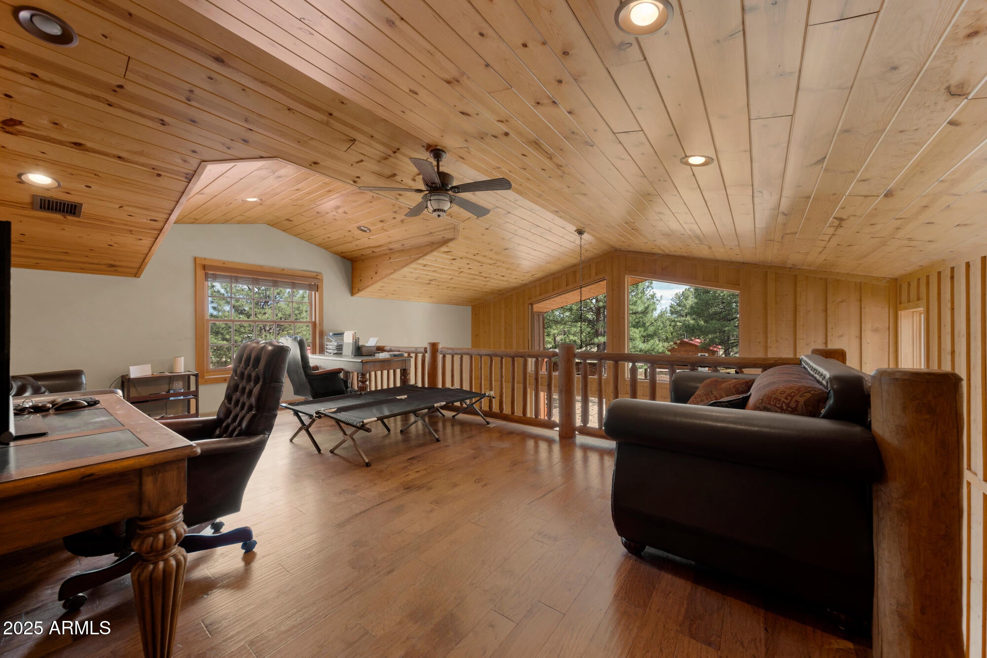 Lakeside, Arizona, 85929, United States, 8 Bedrooms Bedrooms, ,8 BathroomsBathrooms,Residential,Contingent,1996268