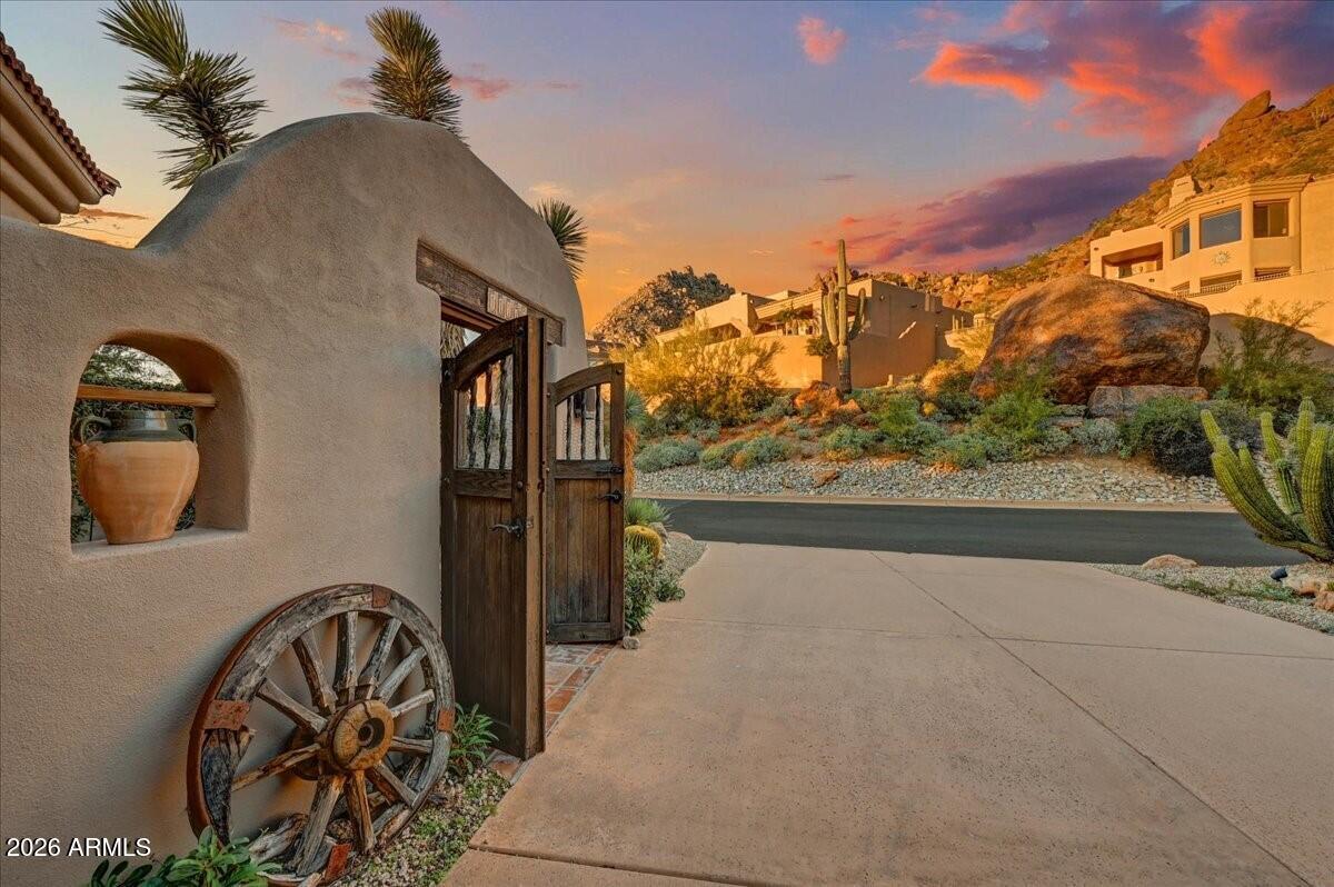 Scottsdale, Arizona, 85255, United States, 3 Bedrooms Bedrooms, ,4 BathroomsBathrooms,Residential,Active,2012496