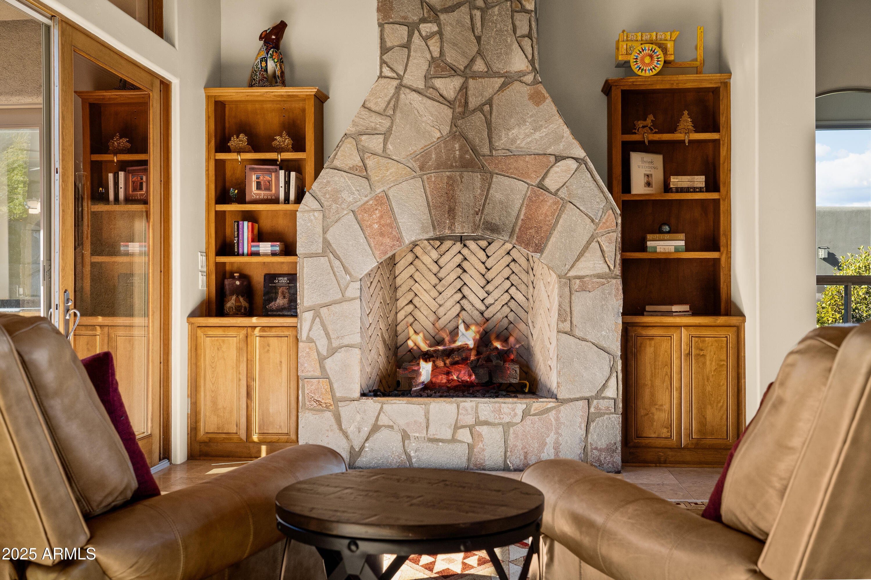 Sedona, Arizona, 86351, United States, 4 Bedrooms Bedrooms, ,5 BathroomsBathrooms,Residential,Active,1959519