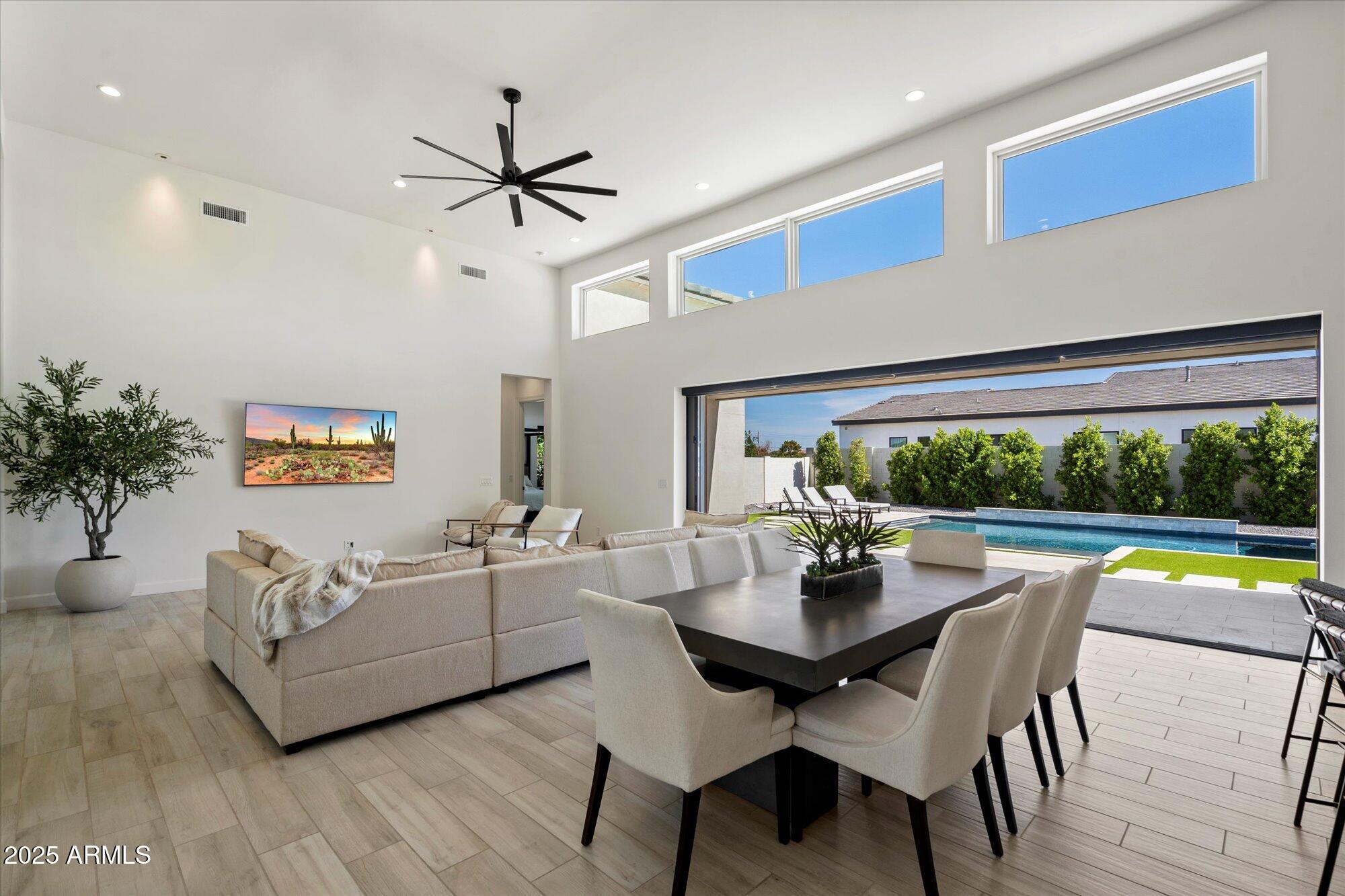 Queen Creek, Arizona, 85142, United States, 3 Bedrooms Bedrooms, ,4 BathroomsBathrooms,Residential,Active,1909837