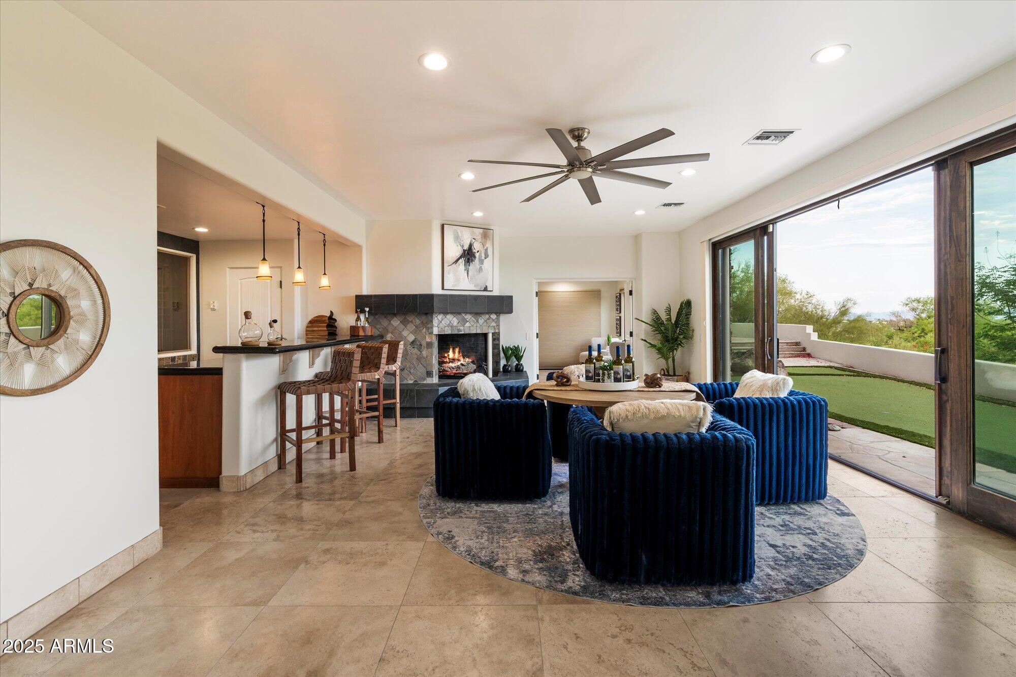 Paradise Valley, Arizona, 85253, United States, 6 Bedrooms Bedrooms, ,7 BathroomsBathrooms,Residential,Active,1946519
