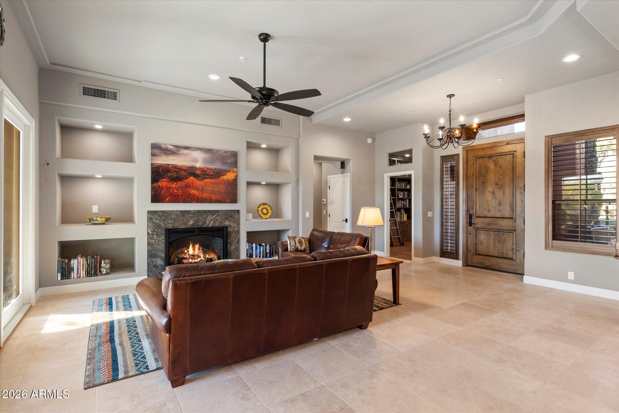 Scottsdale, Arizona, 85266, United States, 2 Bedrooms Bedrooms, ,2 BathroomsBathrooms,Residential,Contingent,2010166