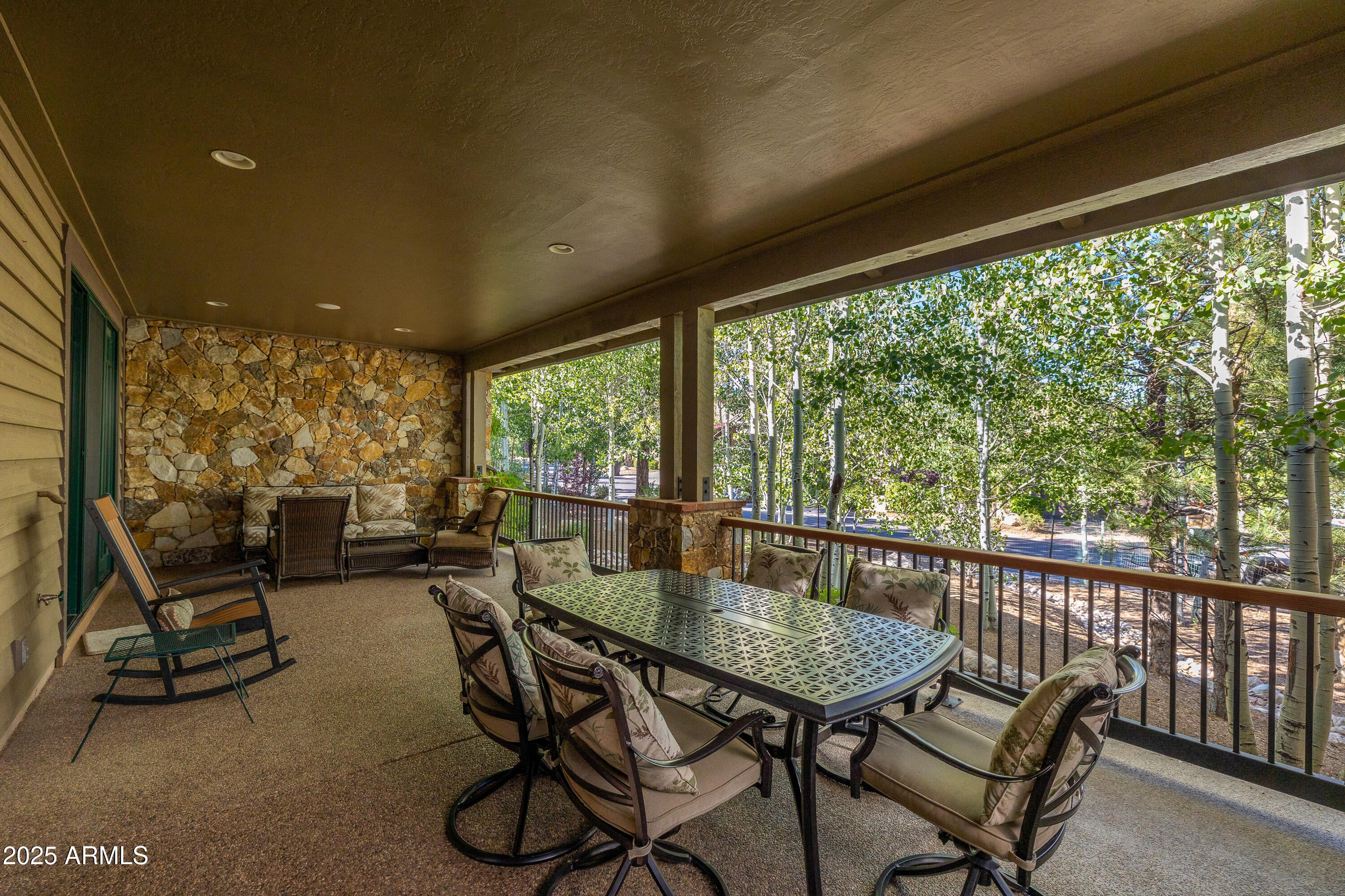 Flagstaff, Arizona, 86005, United States, 3 Bedrooms Bedrooms, ,3 BathroomsBathrooms,Residential,Active,1922736