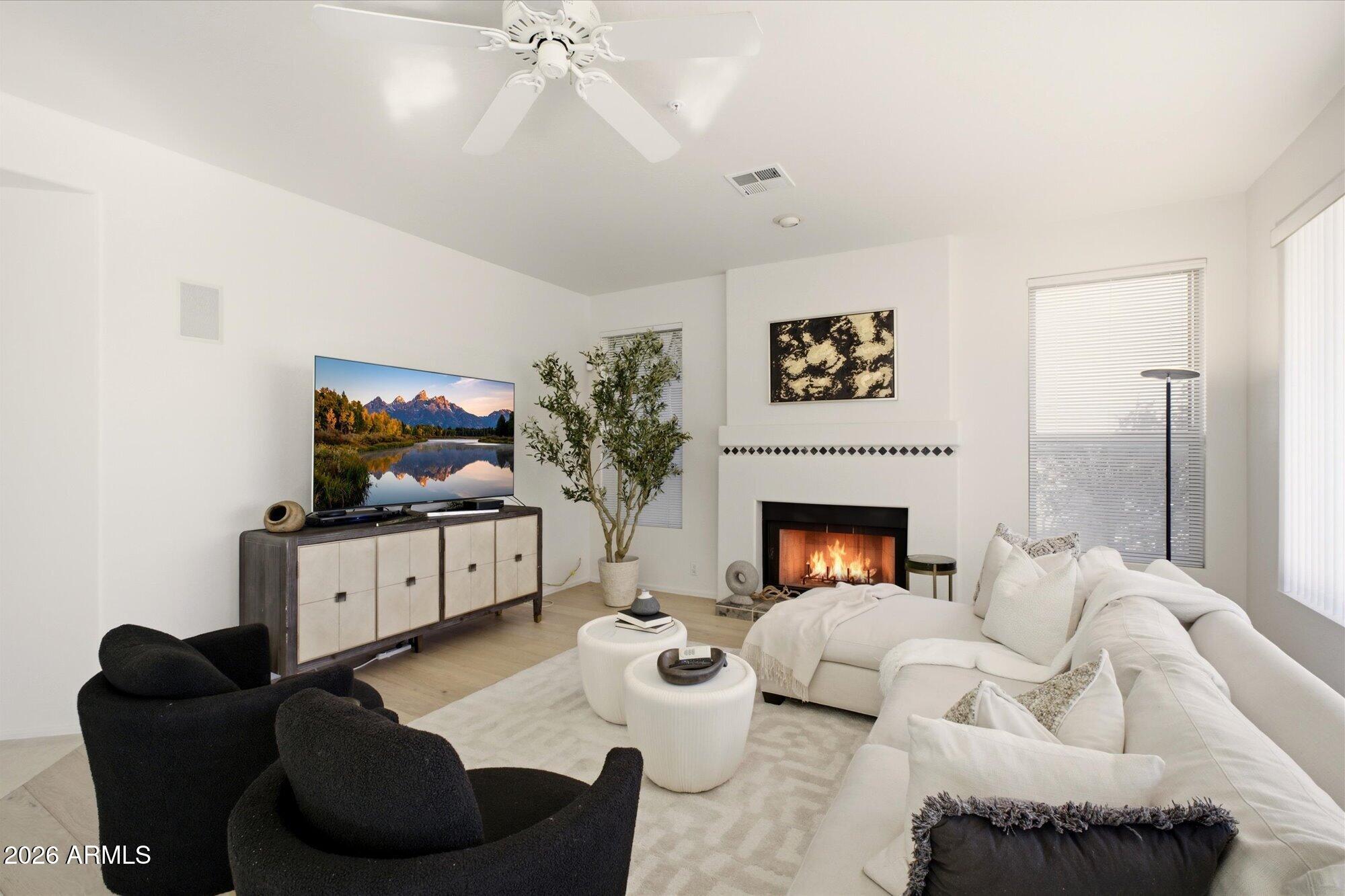 Scottsdale, Arizona, 85255, United States, 5 Bedrooms Bedrooms, ,3 BathroomsBathrooms,Residential,Contingent,2028545