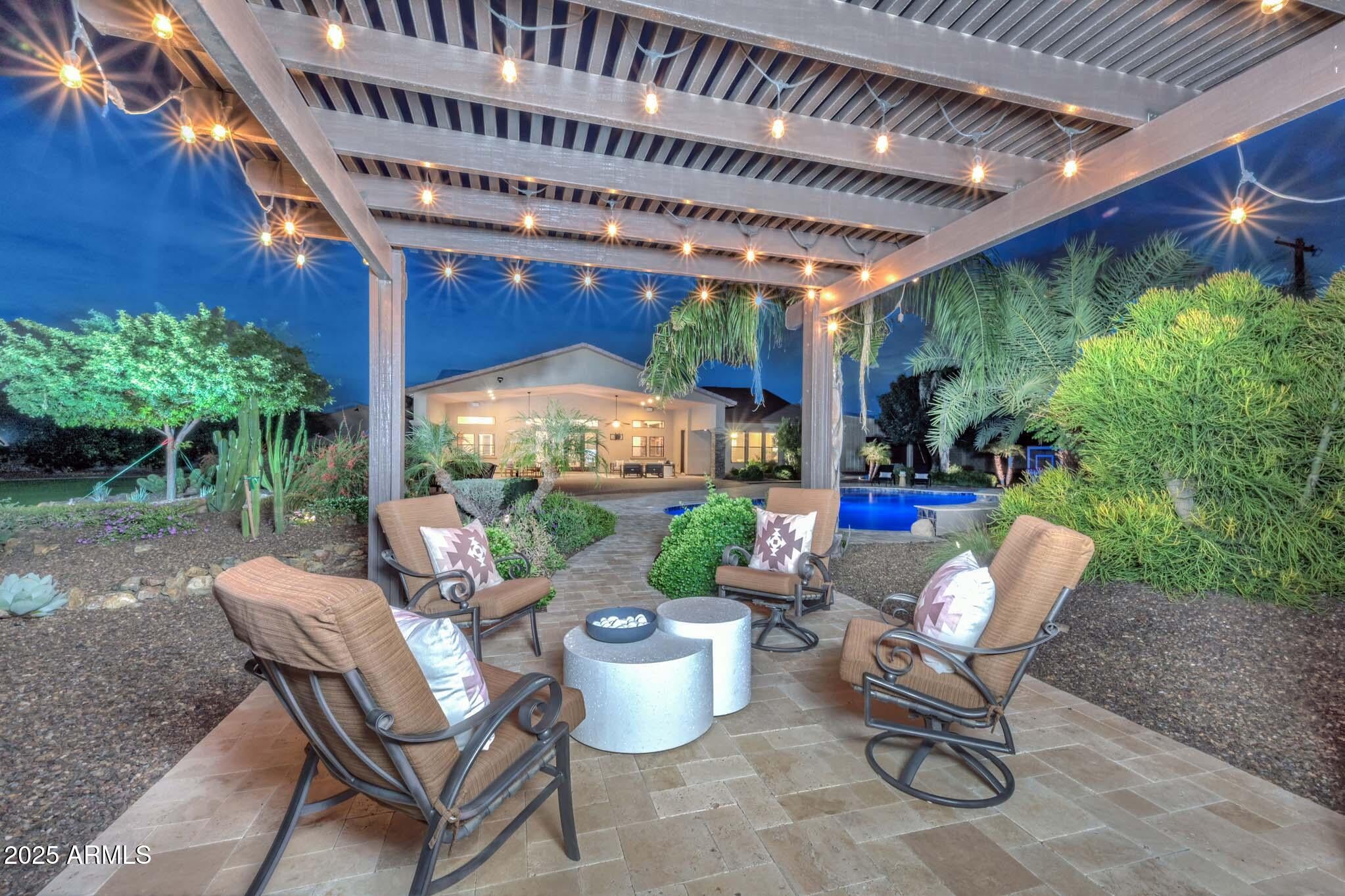 Phoenix, Arizona, 85032, United States, 5 Bedrooms Bedrooms, ,4 BathroomsBathrooms,Residential,Active,1993957