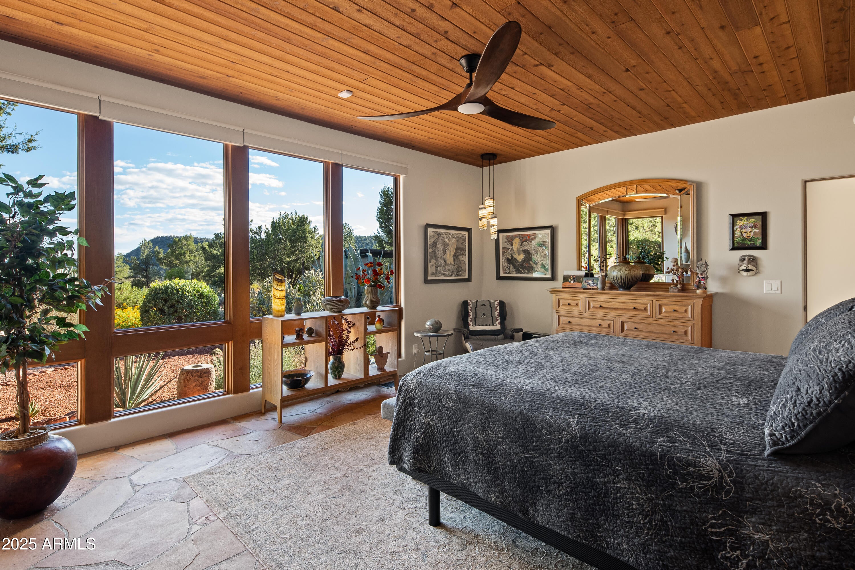 Sedona, Arizona, 86336, United States, 3 Bedrooms Bedrooms, ,4 BathroomsBathrooms,Residential,Active,1946525