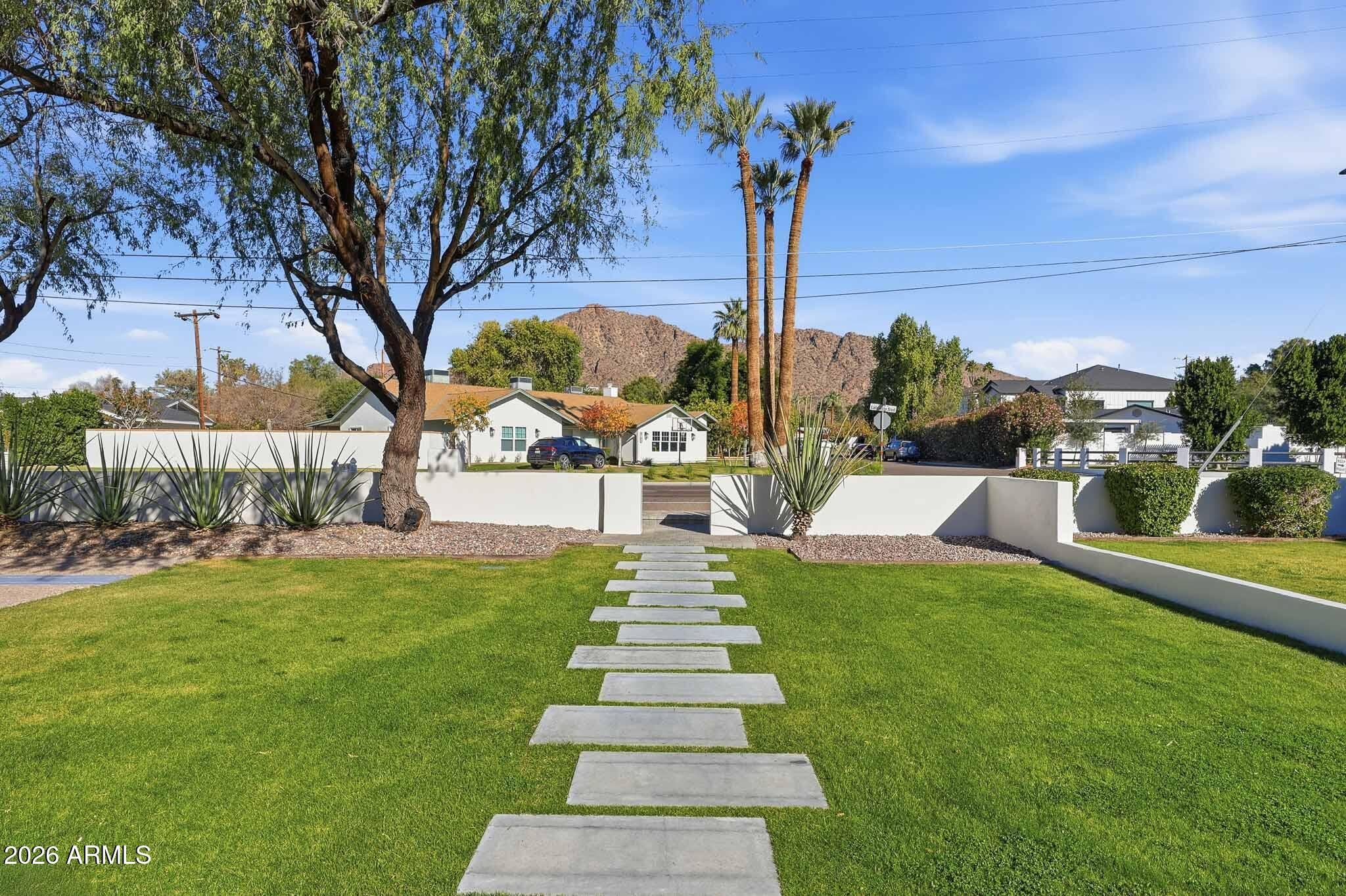 Phoenix, Arizona, 85018, United States, 6 Bedrooms Bedrooms, ,6 BathroomsBathrooms,Residential,Active,2012488