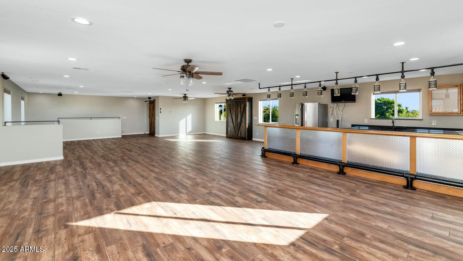 Surprise, Arizona, 85379, United States, 4 Bedrooms Bedrooms, ,5 BathroomsBathrooms,Residential,Active,2007331