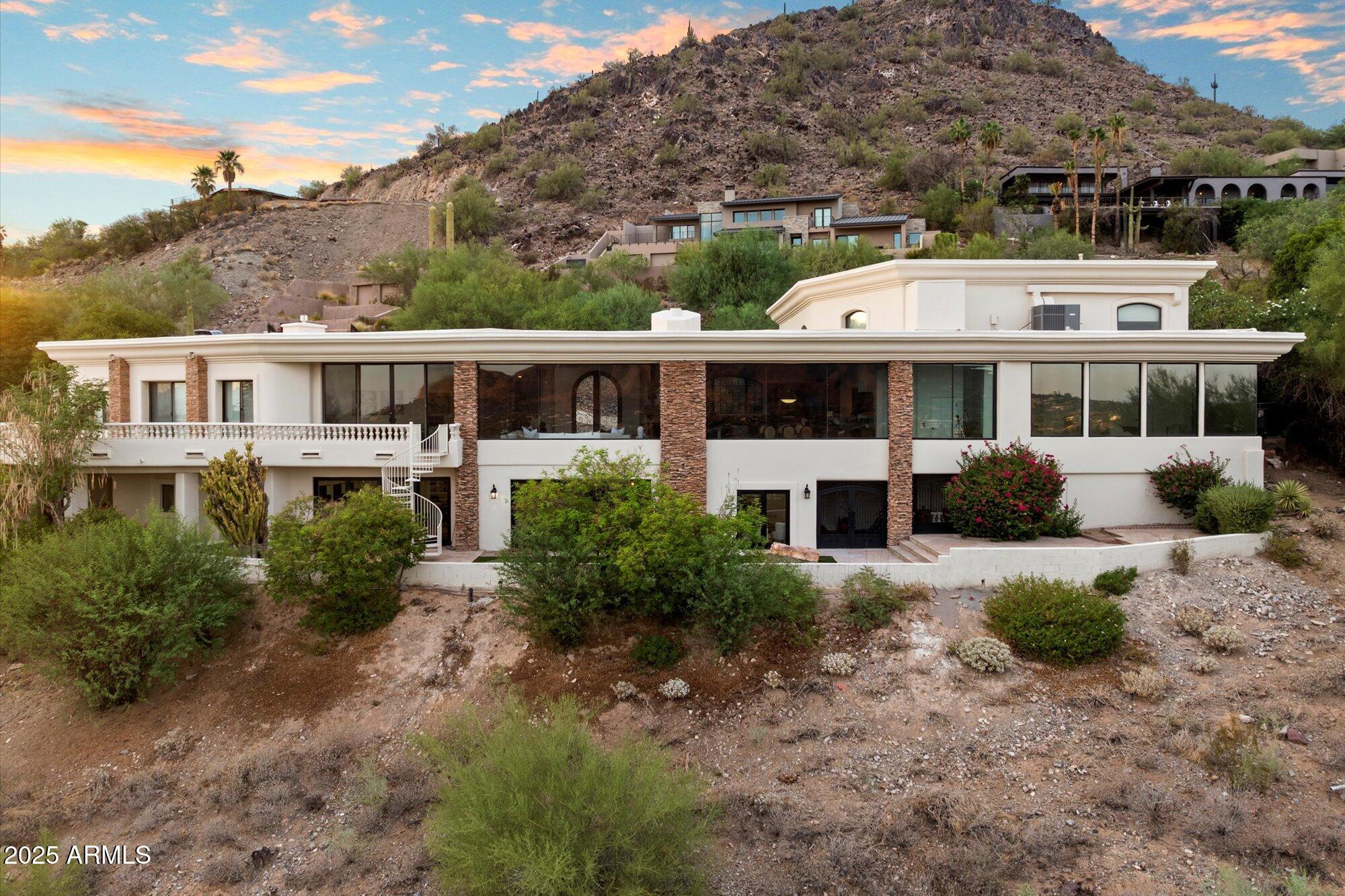 Paradise Valley, Arizona, 85253, United States, 6 Bedrooms Bedrooms, ,7 BathroomsBathrooms,Residential,Active,1946519