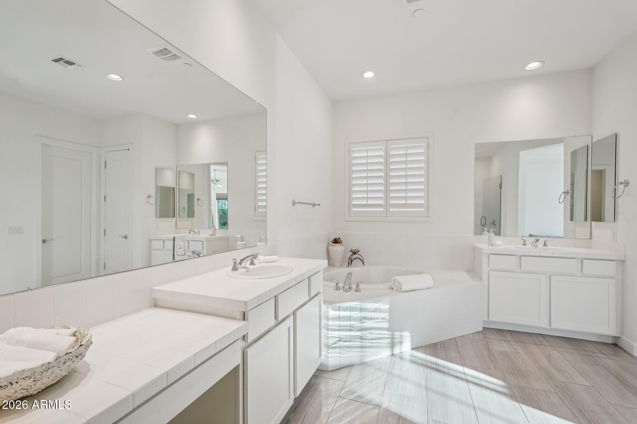 Peoria, Arizona, 85383, United States, 4 Bedrooms Bedrooms, ,4 BathroomsBathrooms,Residential,Active,2012902